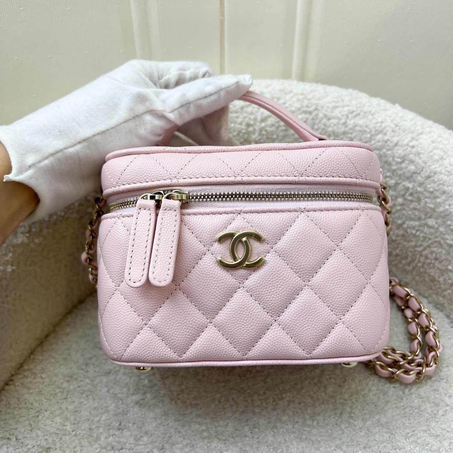 Chanel 22S Top Handle Vanity Case Handbag - Rovelle Bags