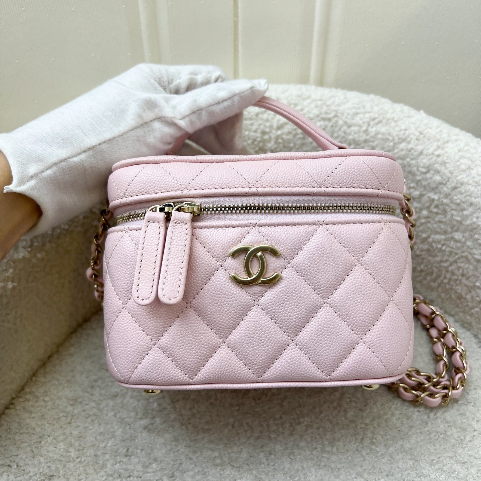 Chanel 22S Top Handle Vanity Case Handbag - Rovelle Bags