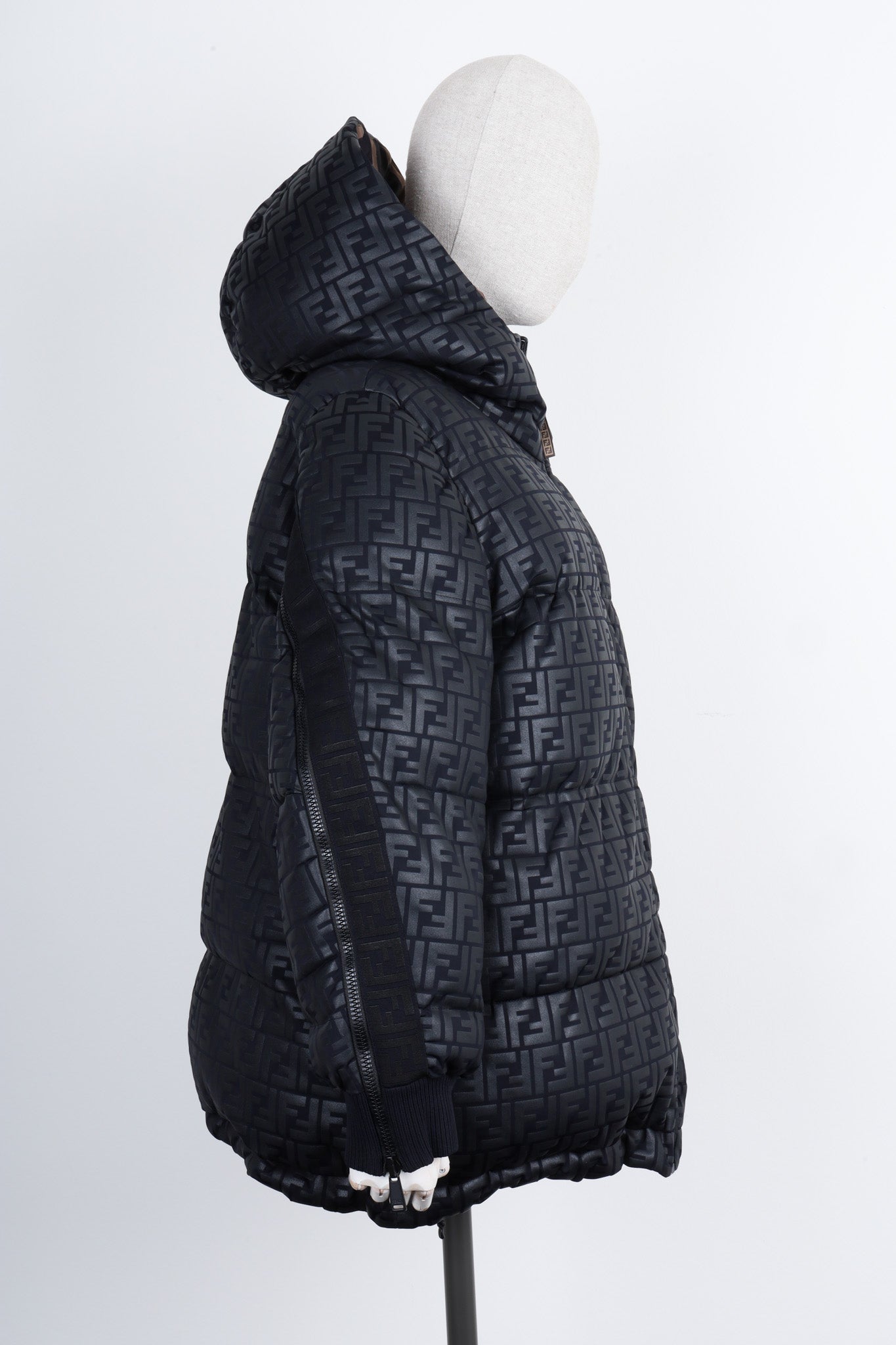 FENDI Reversible Zipped Sleeves Down Jacket