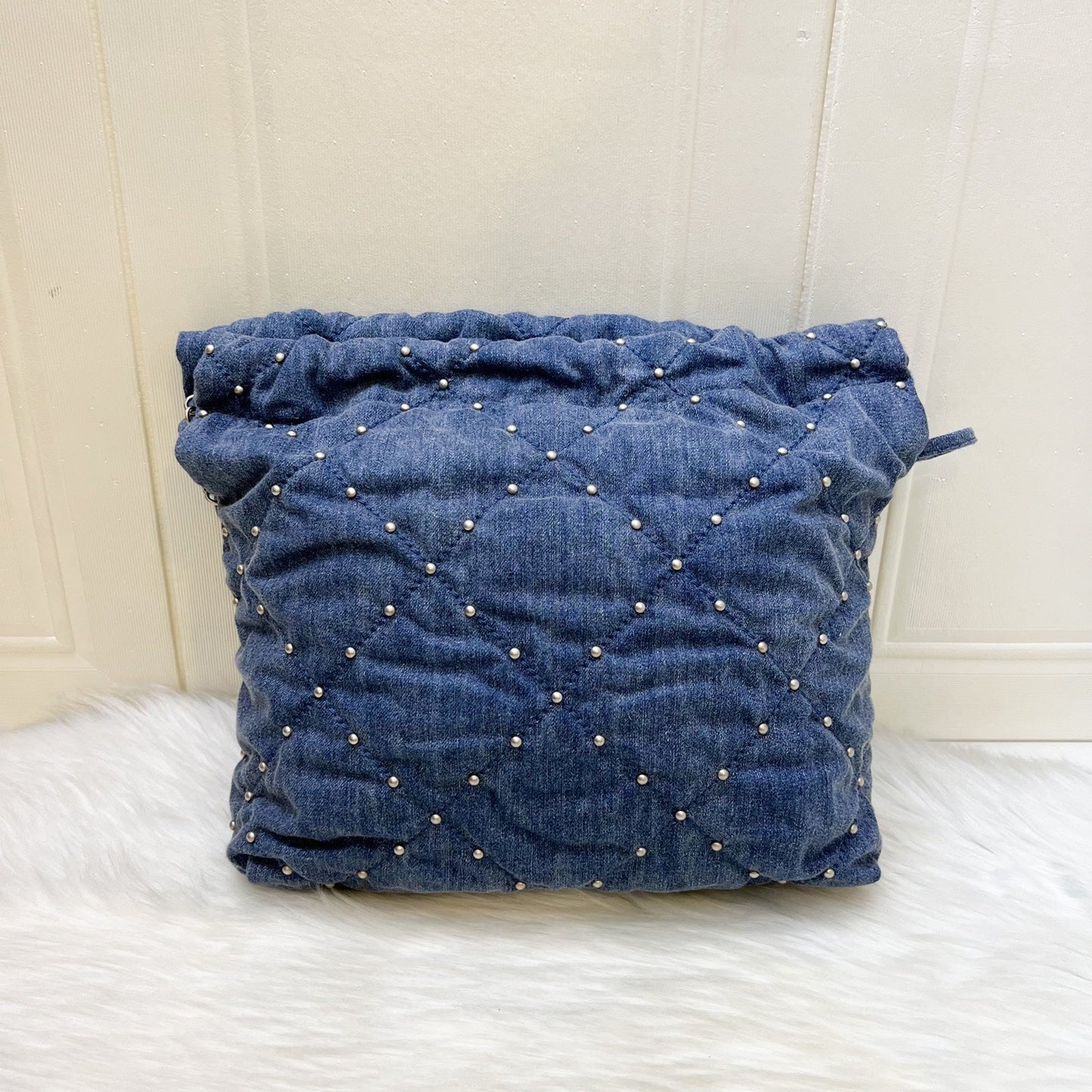 Chanel 22 Small Hobo Hobo Bag - Rovelle Bags