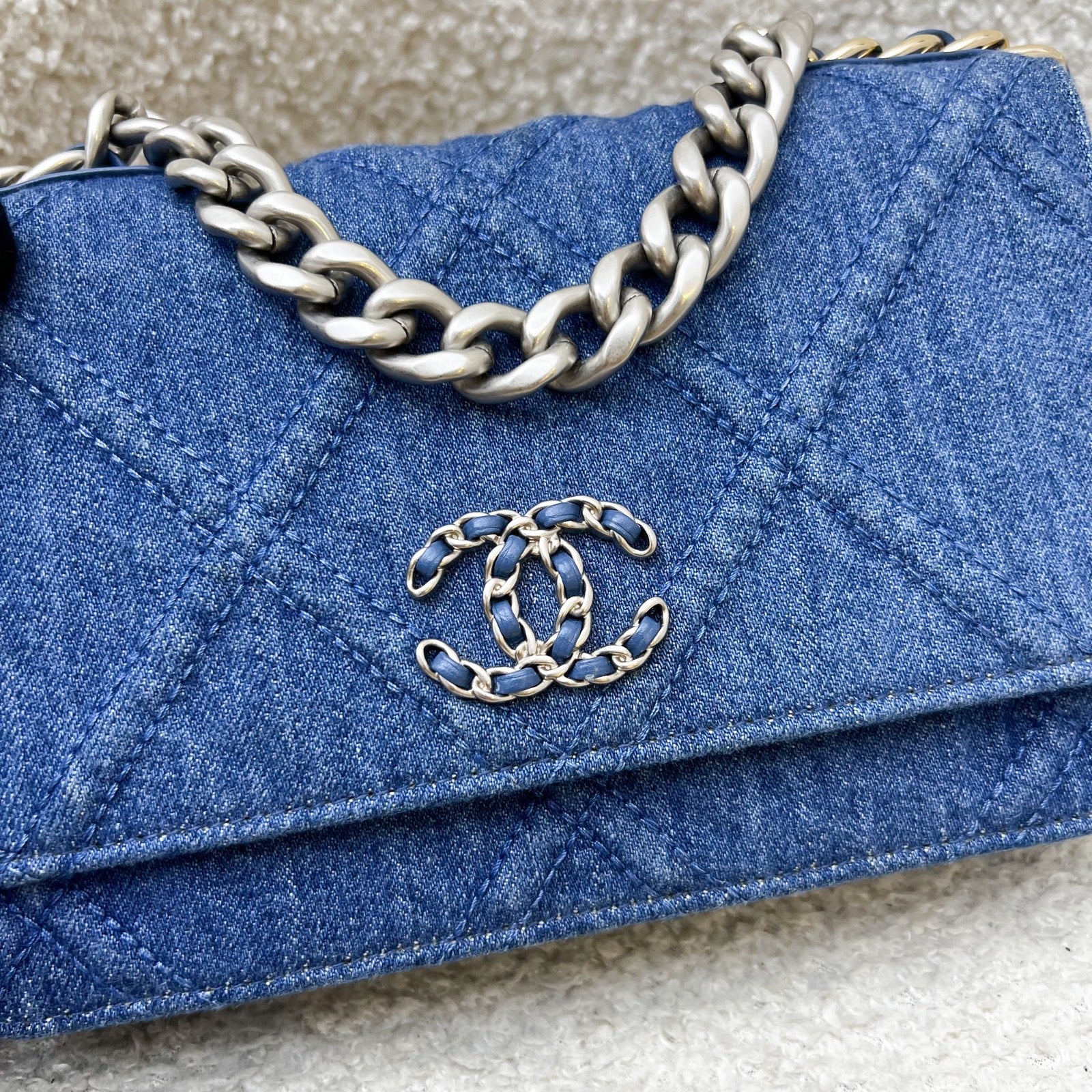 Chanel 19 Wallet on Chain WOC Crossbody Bag - Rovelle Bags