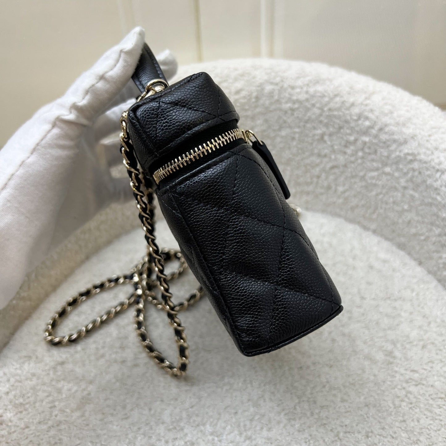 Chanel [Brand New July 2025] Chanel Vanity Bag - Rovelle Bags