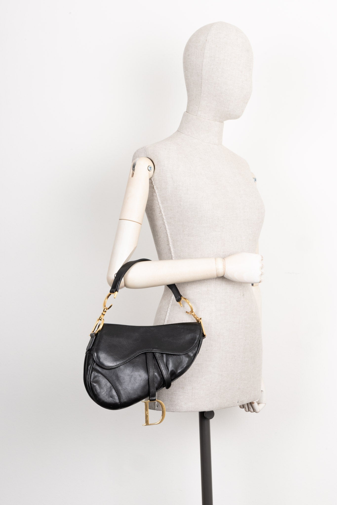Dior Saddle Crossbody - Rovelle Bags