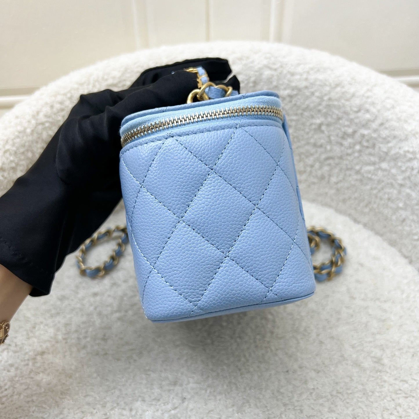 Chanel 22S "Pick Me Up" Vanity Handbag - Rovelle Bags