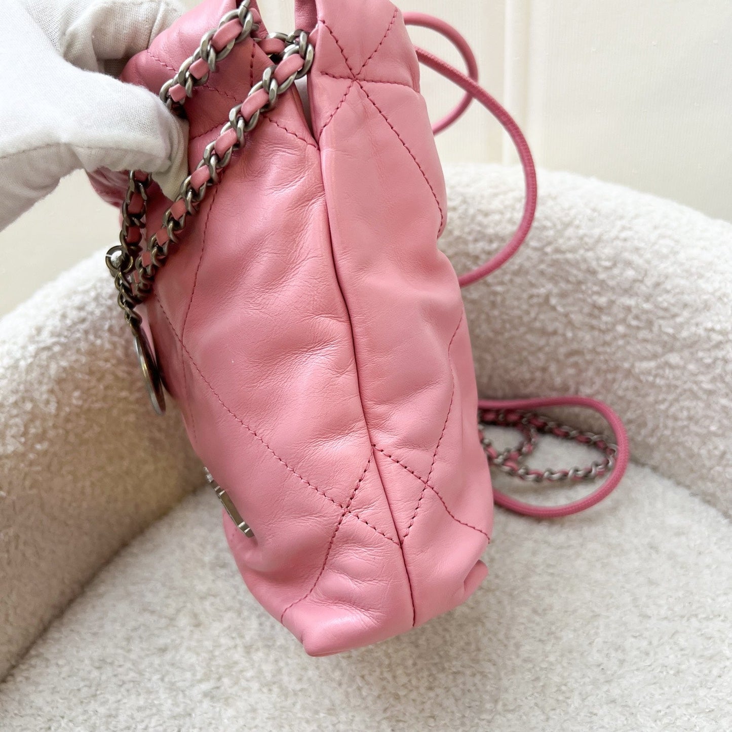 Chanel 22 Mini Hobo Handbag - Rovelle Bags