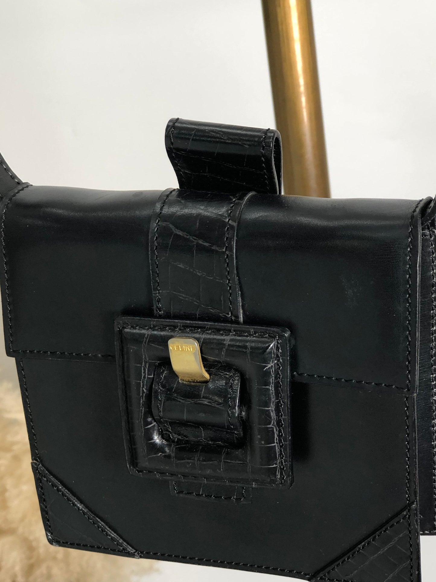 CELINE Front Buckle Leather Shoulder bag Black m4ezj3