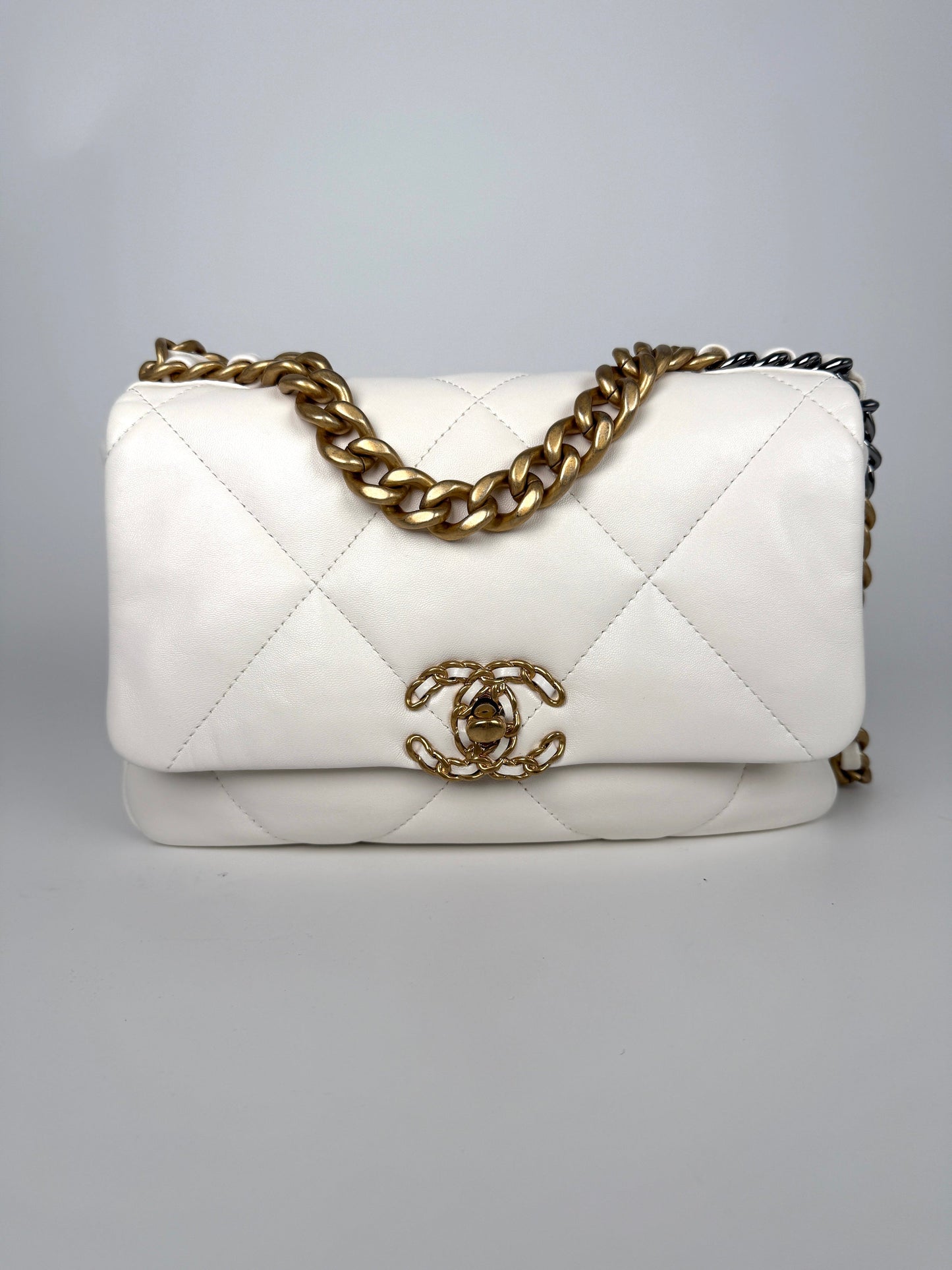 Chanel 19 2021 Medium White Lambskin Flap Bag - Rovelle Bags