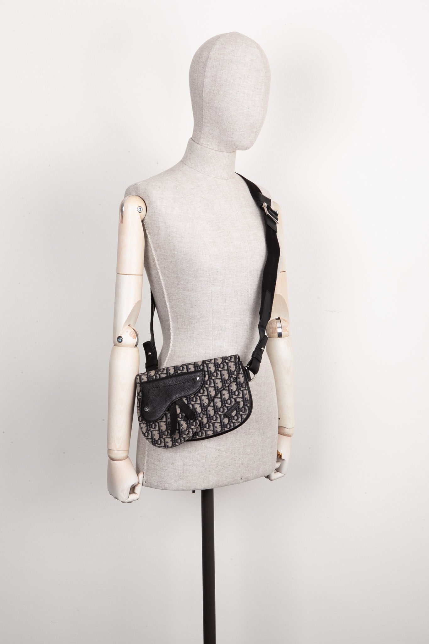 Dior Saddle Crossbody - Rovelle Bags