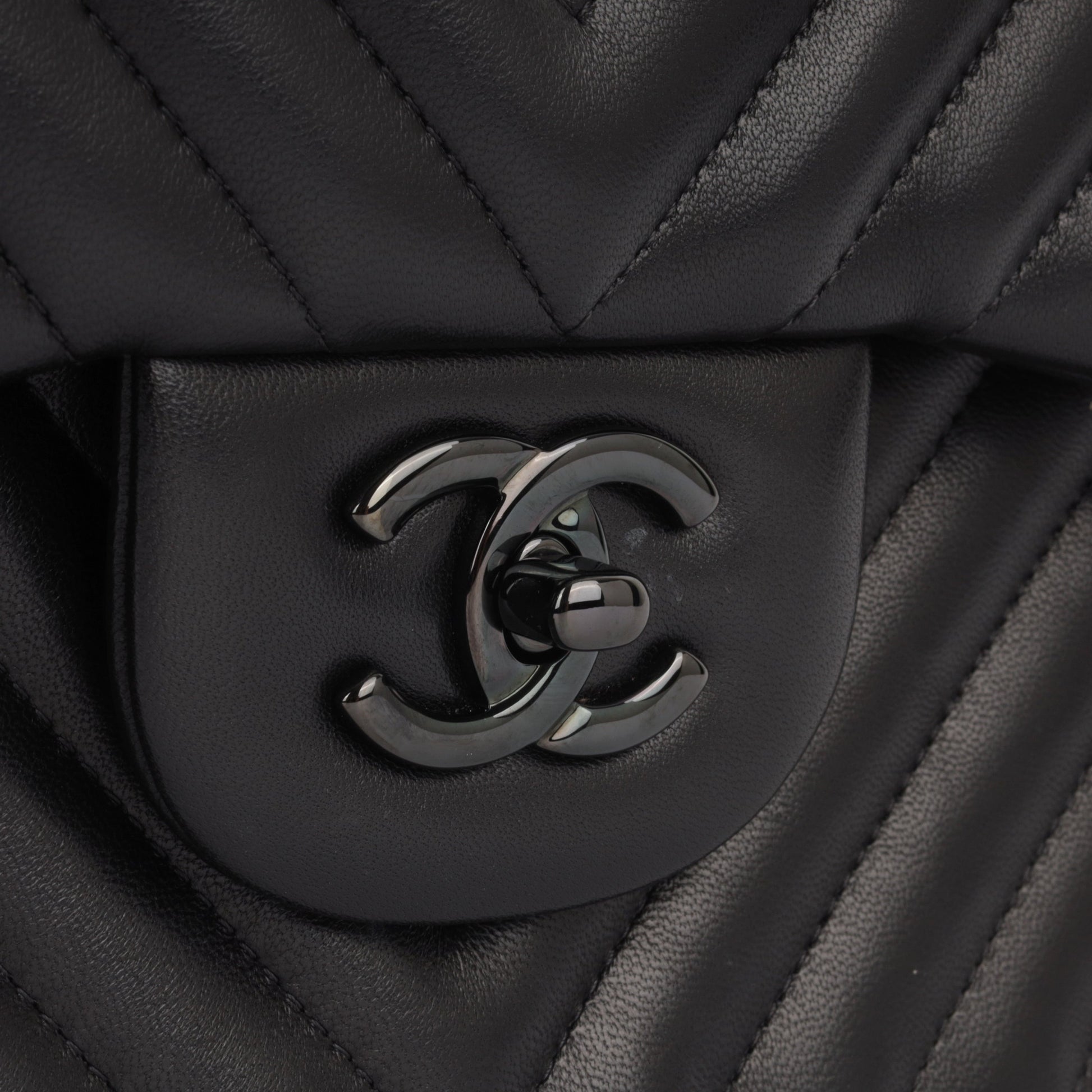 Chanel Classic Flap Shoulder Bag - Rovelle Bags