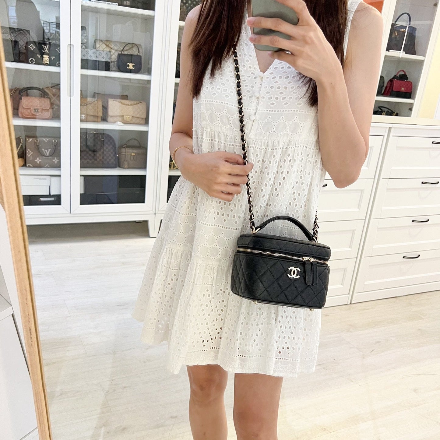 Chanel 22S Top Handle Vanity Case Handbag - Rovelle Bags