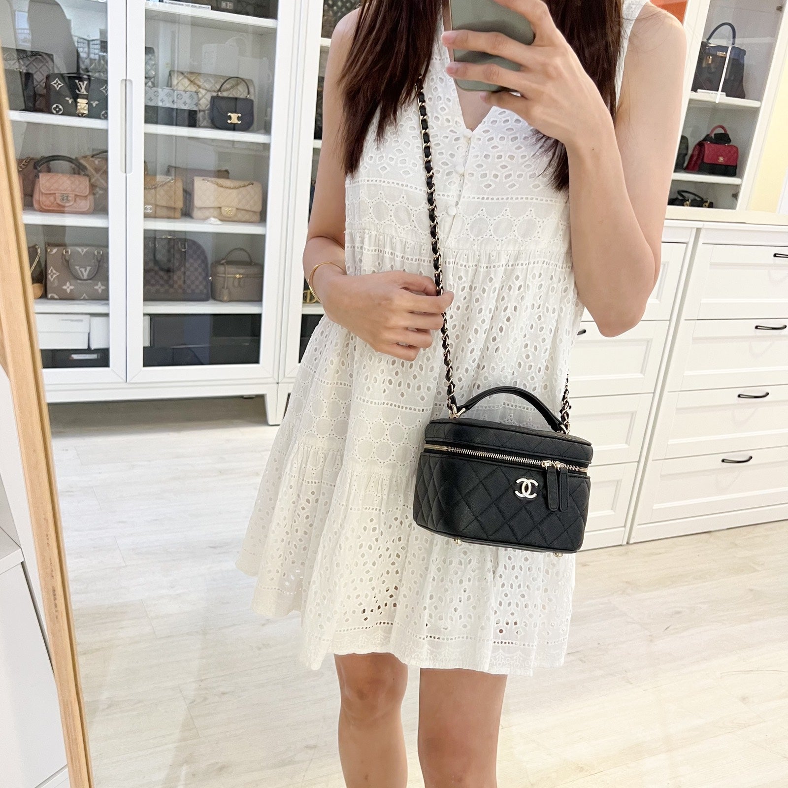 Chanel 22S Top Handle Vanity Case Handbag - Rovelle Bags