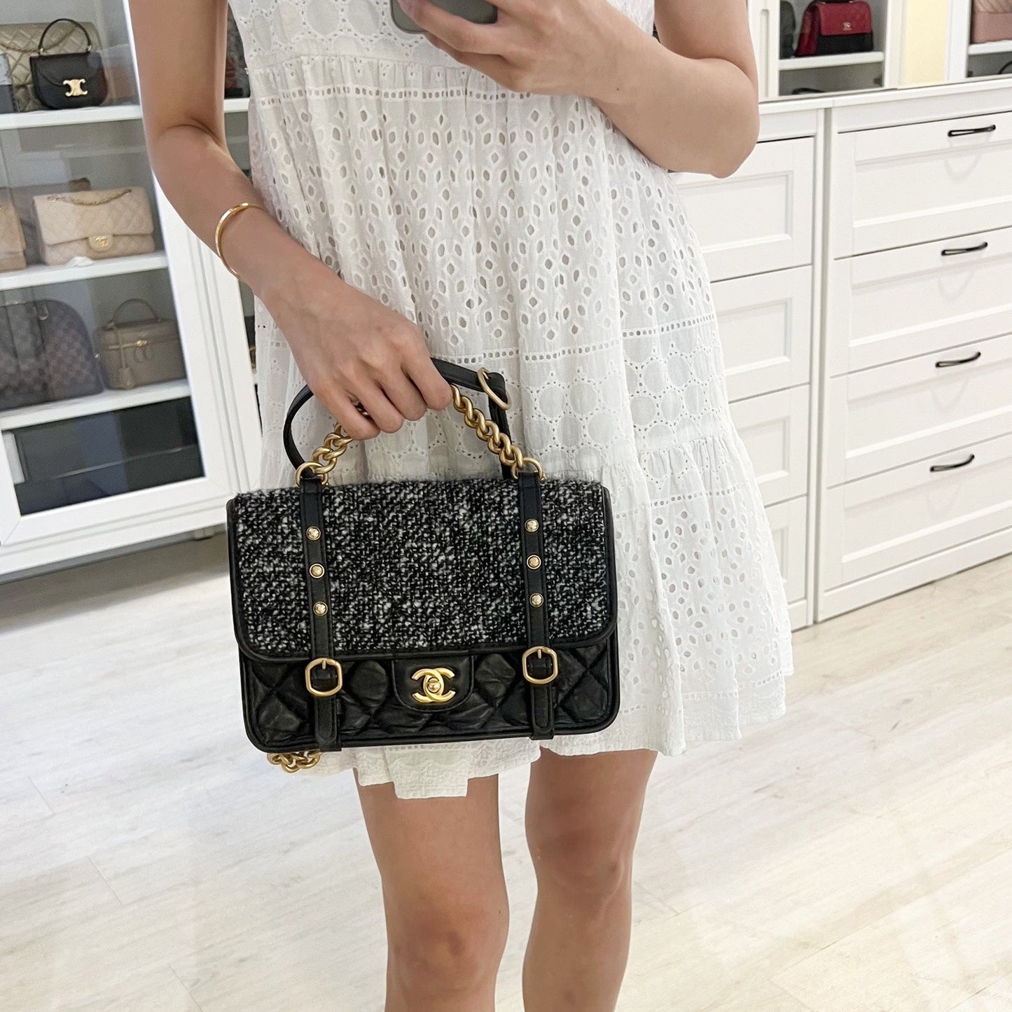 Chanel 21B Messenger Flap Flap Bag - Rovelle Bags