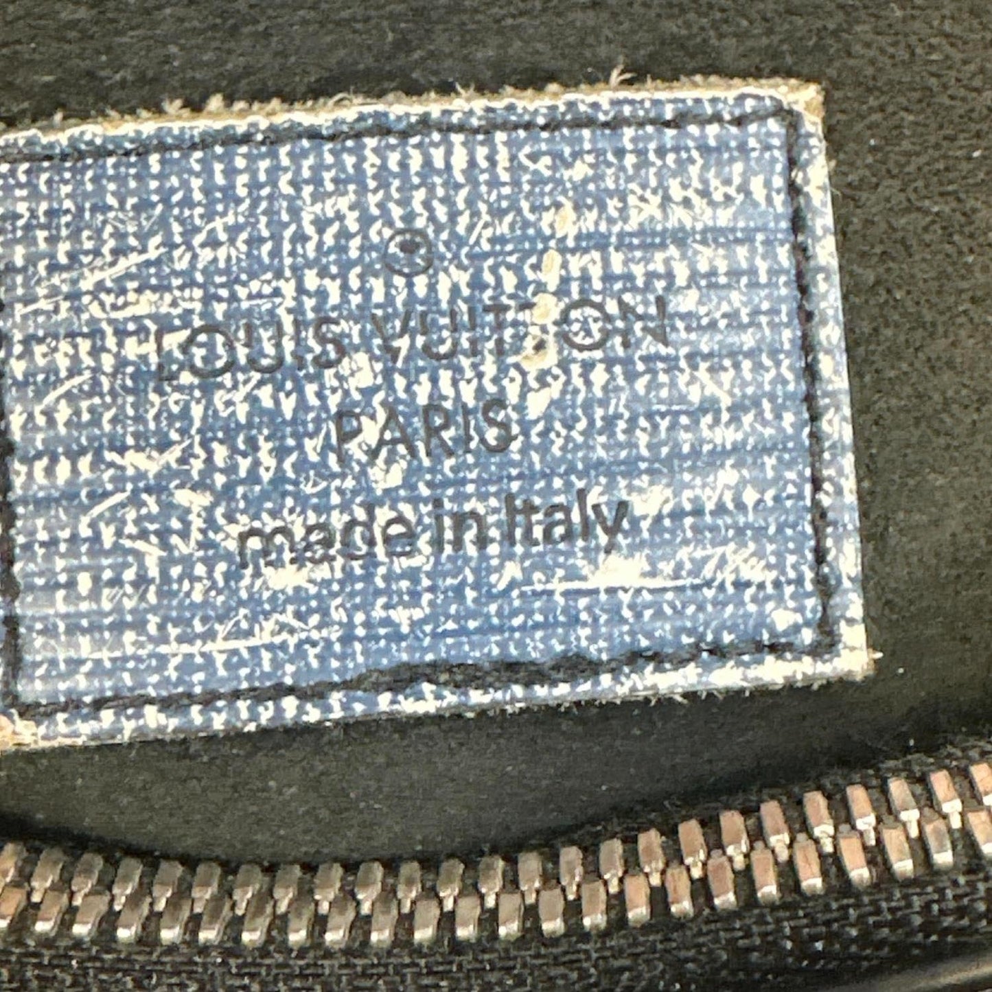 LOUIS VUITTON Chain It PM Leather Crossbody Bag Blue
