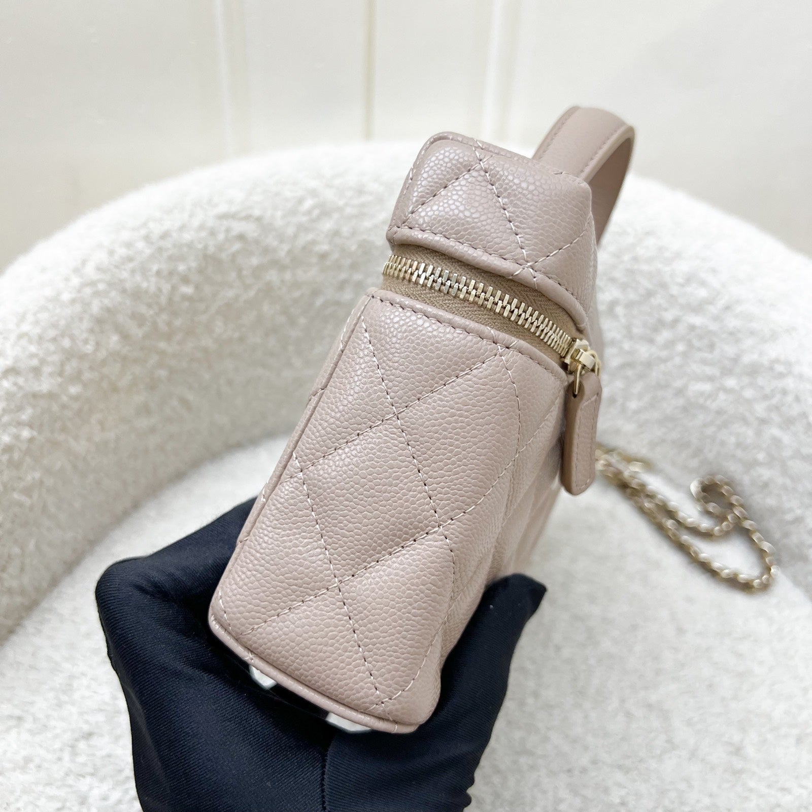 Chanel [BN - Local Full Set Vanity Bag - Rovelle Bags