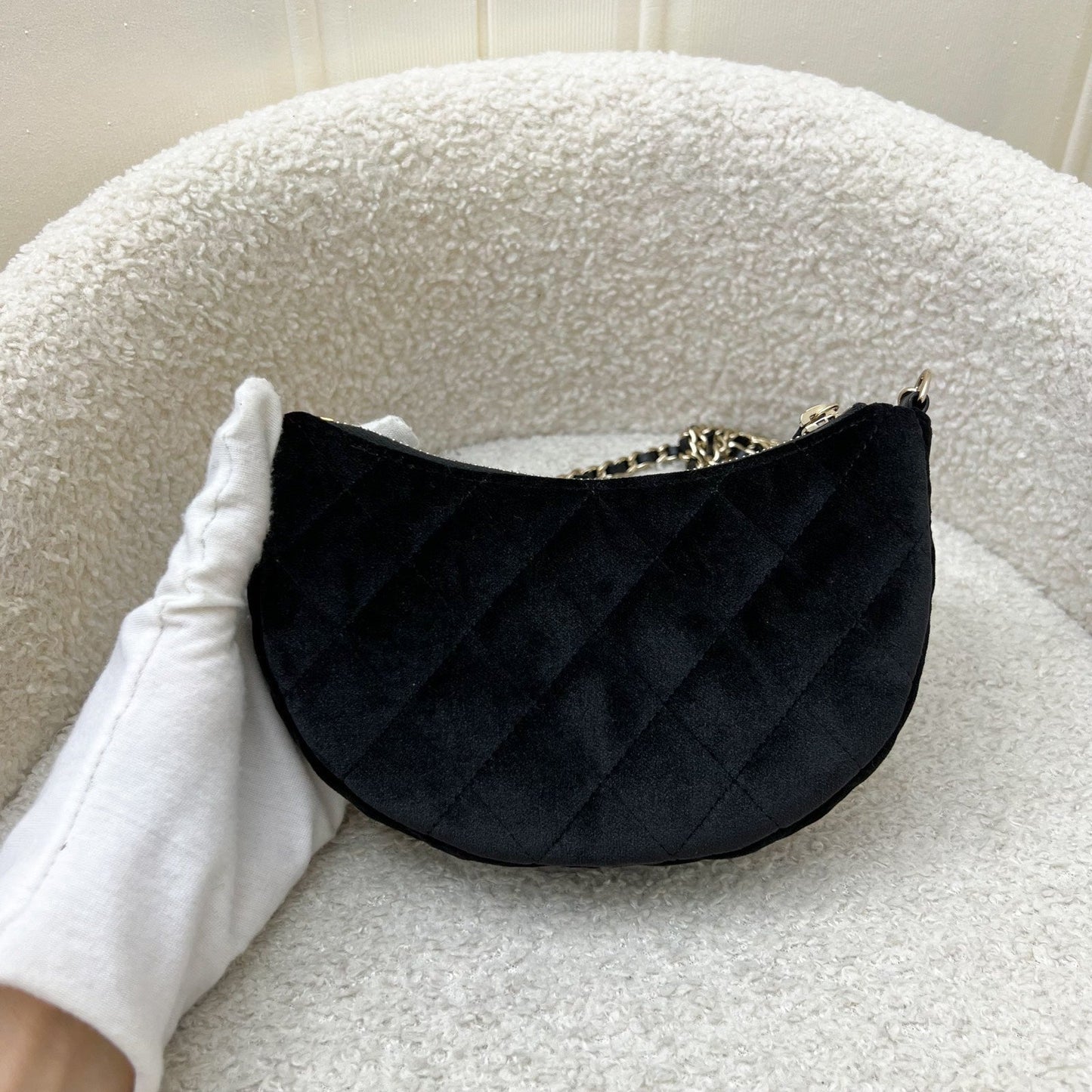 Chanel VIP Gift Crossbody Crossbody Bag - Rovelle Bags