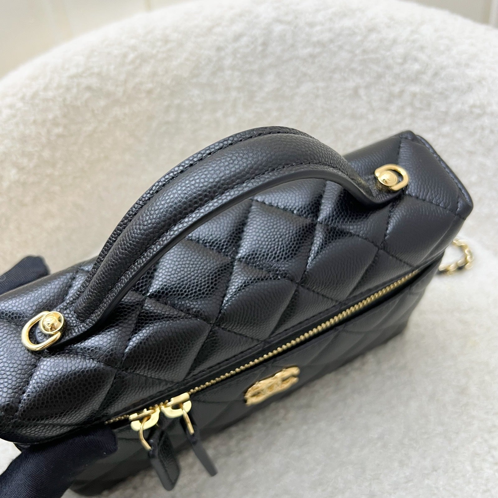 Chanel 26C Vanity / Clutch with Vanity Bag - Rovelle Bags