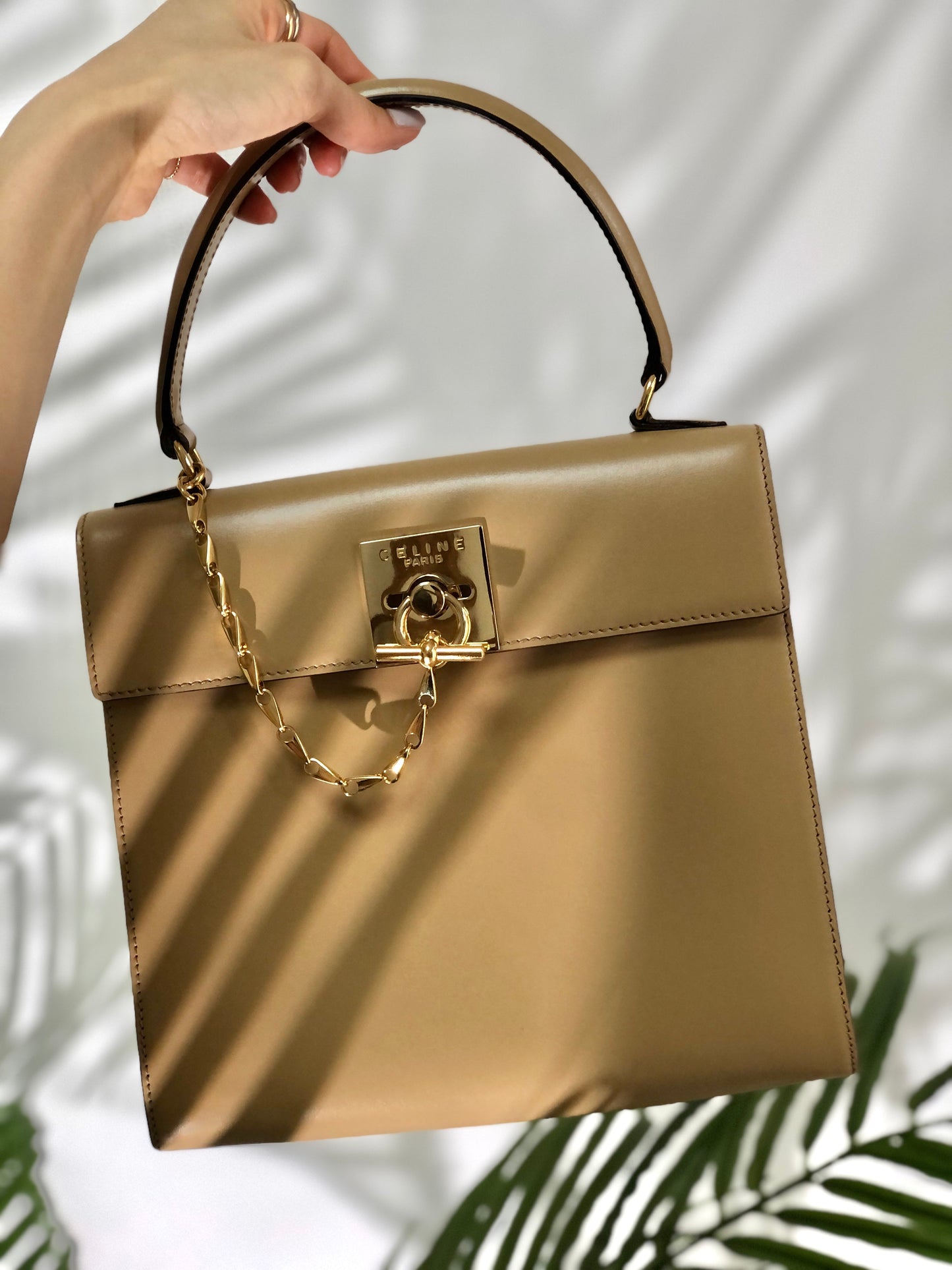 CELINE Toggle Clasp Chain Handbag Beige Old Celine