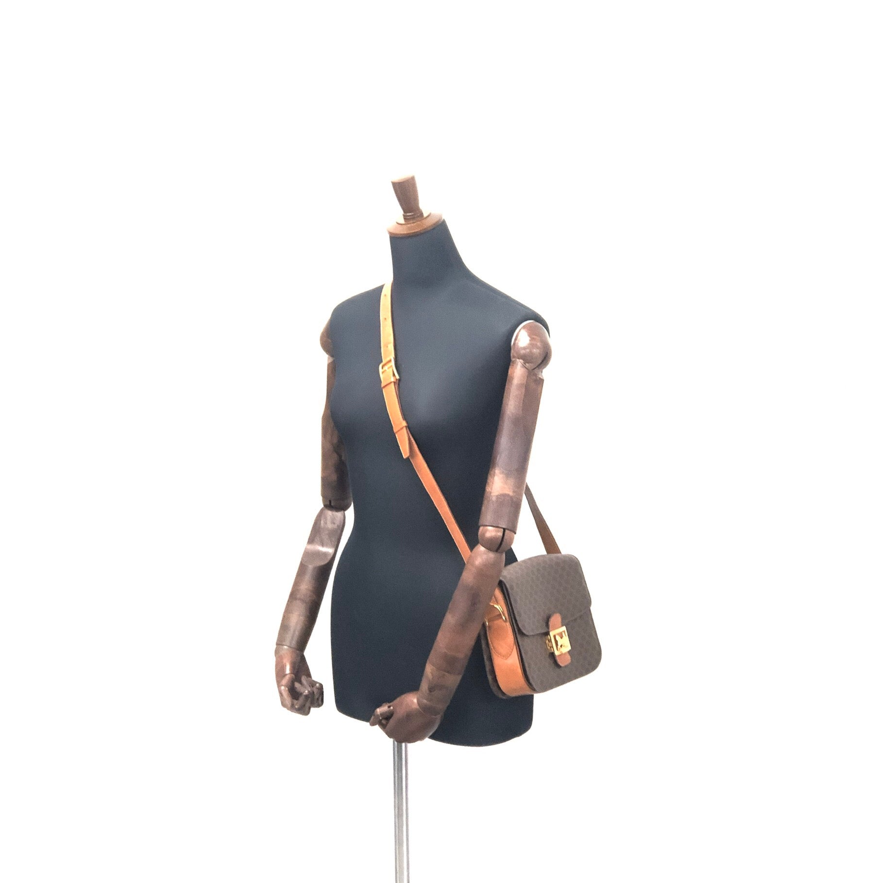 CELINE Macadam Horse carriage Leather crossbody Shoulder bag Brown Old Celine 6pg6byー