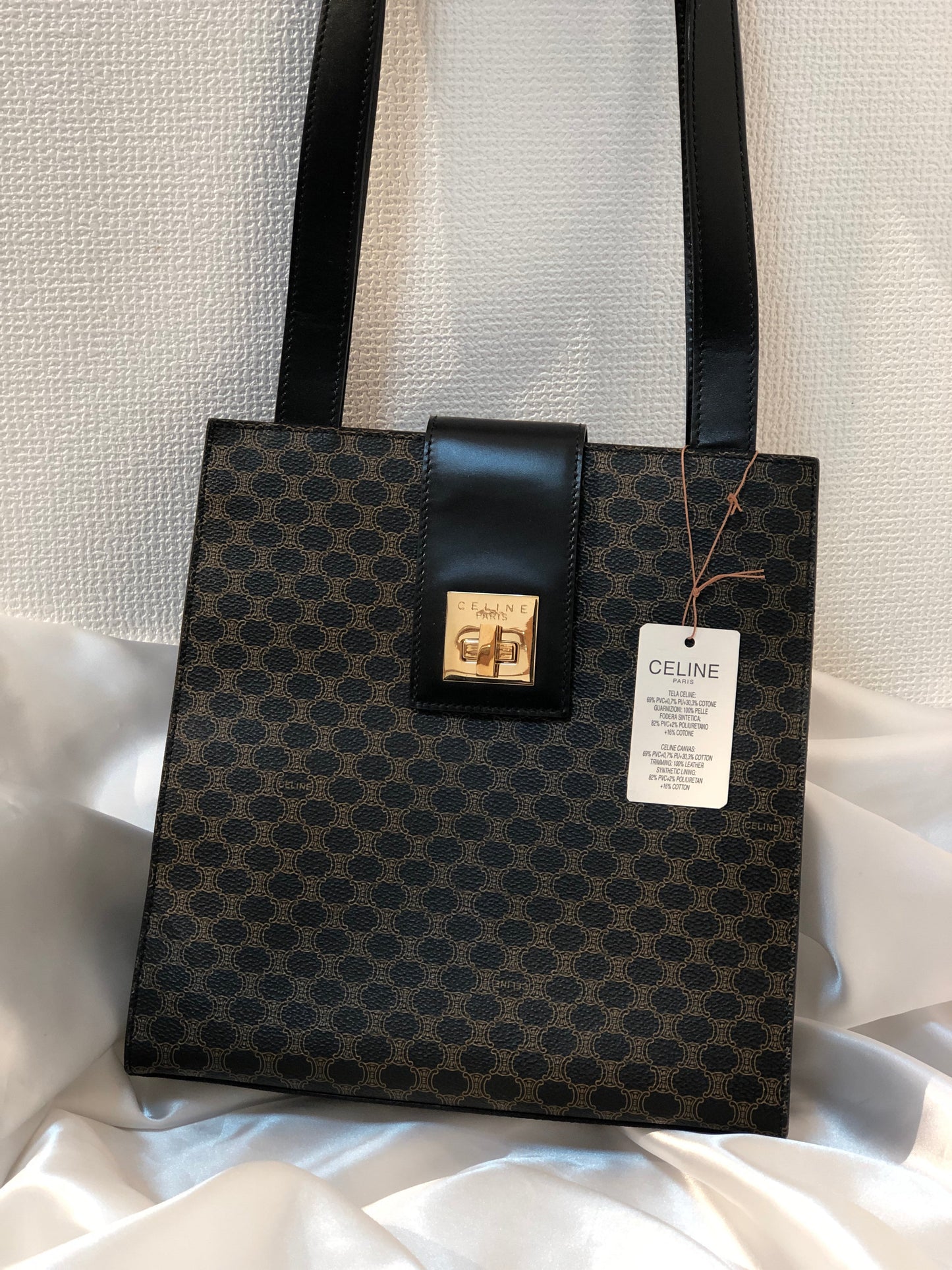 CELINE Macadam turn lock Shoulder bag Black Old celine