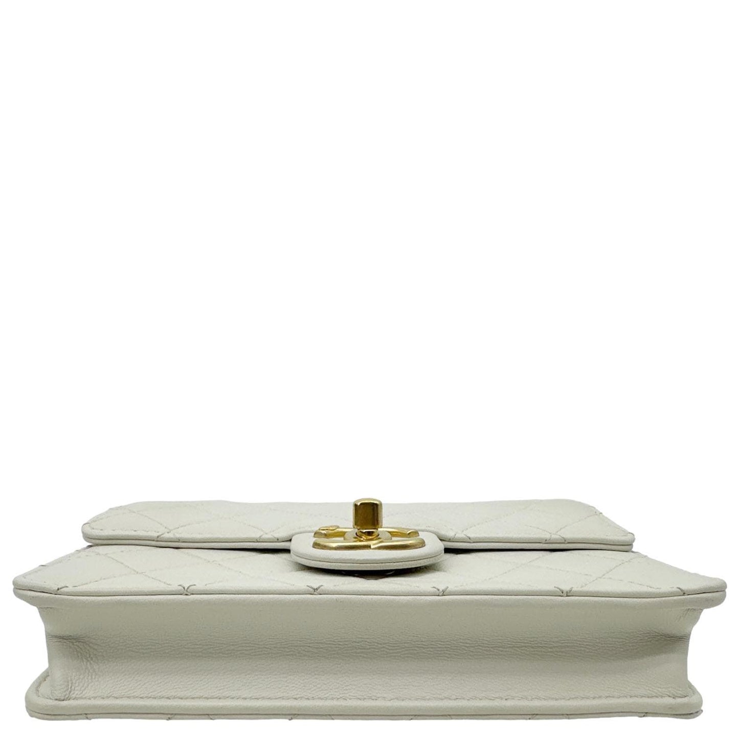 CHANEL Chic Pearls Flap Quilted Leather Shoulder Bag Off White