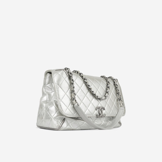Chanel Classic Flap Shoulder Bag - Rovelle Bags
