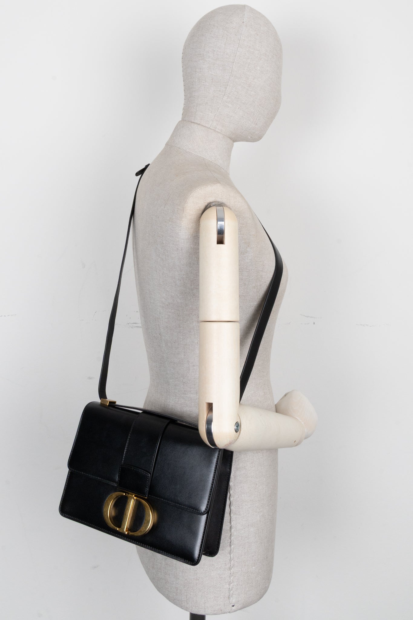 Dior Montaigne Crossbody - Rovelle Bags