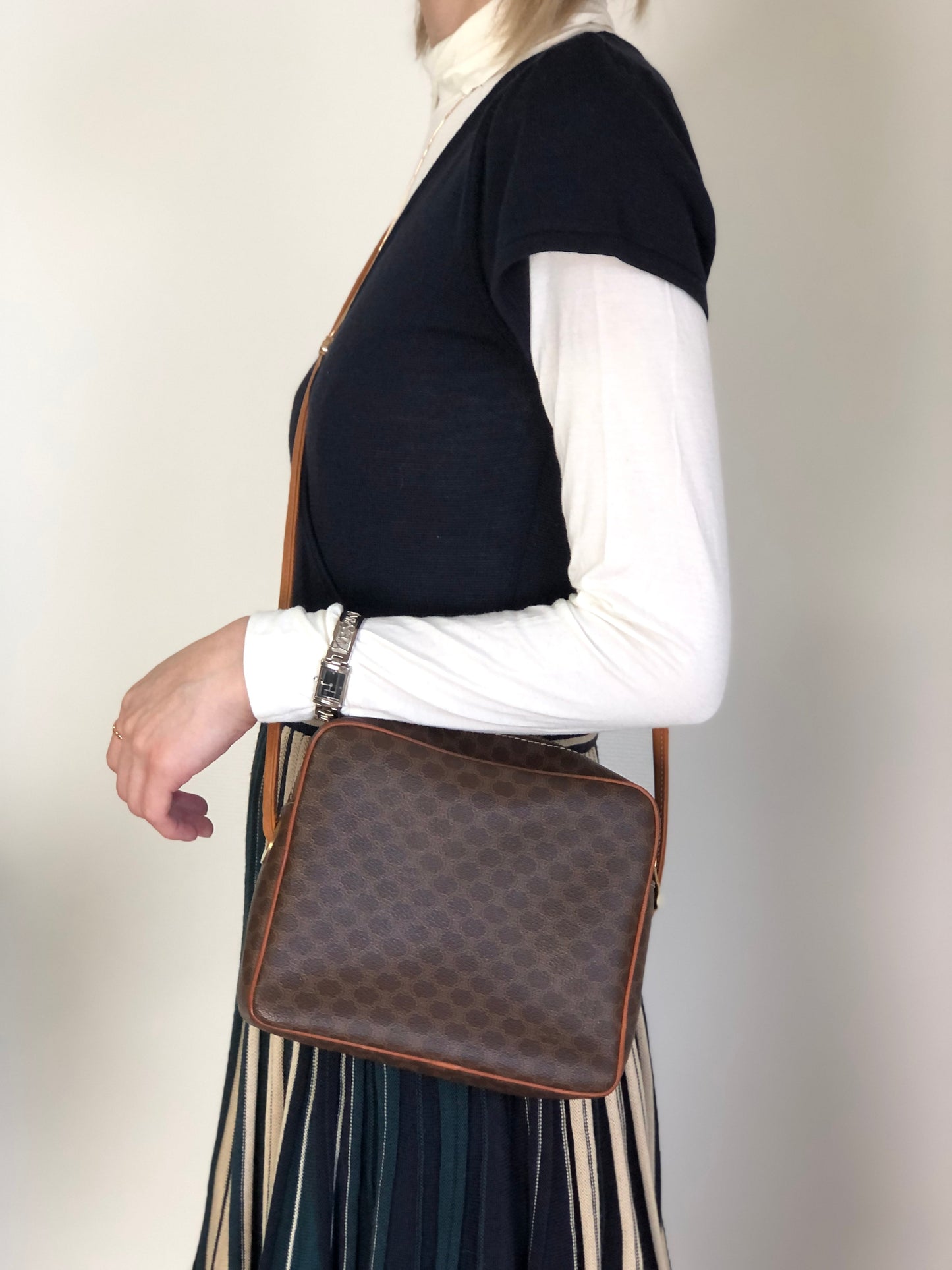 CELINE Macadam Shoulder bag Brown 6yth7d