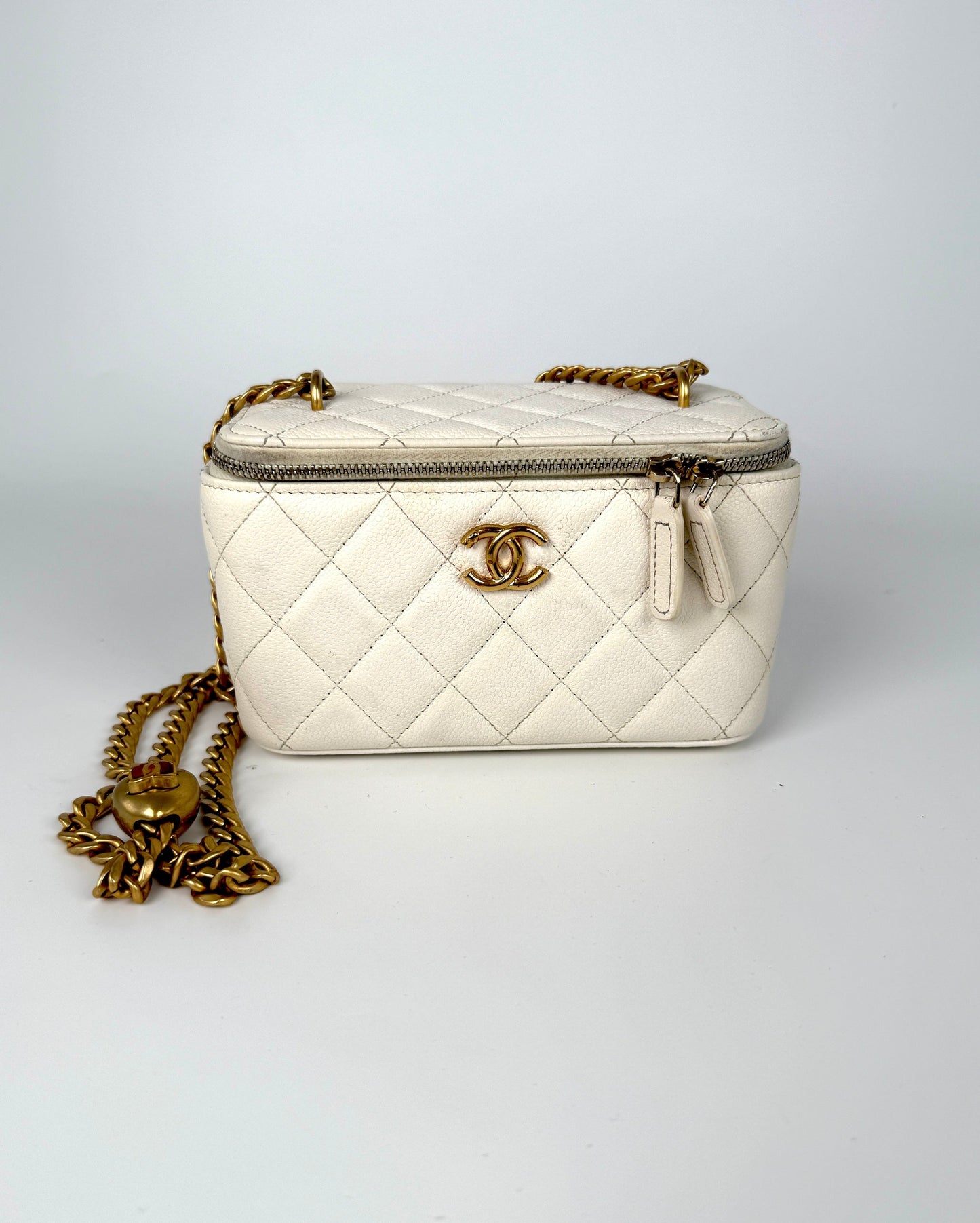 Chanel White Sweetheart Caviar Vanity Case Crossbody Bag - Rovelle Bags