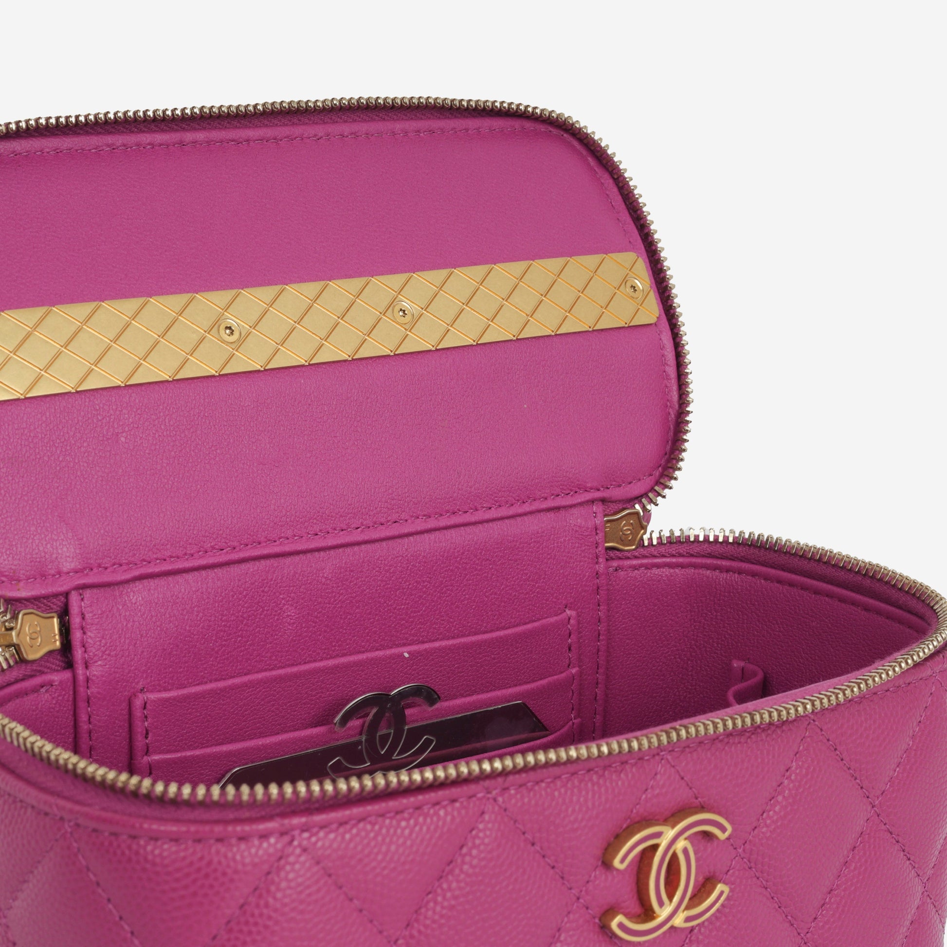 Chanel Vanity Clutch - Rovelle Bags