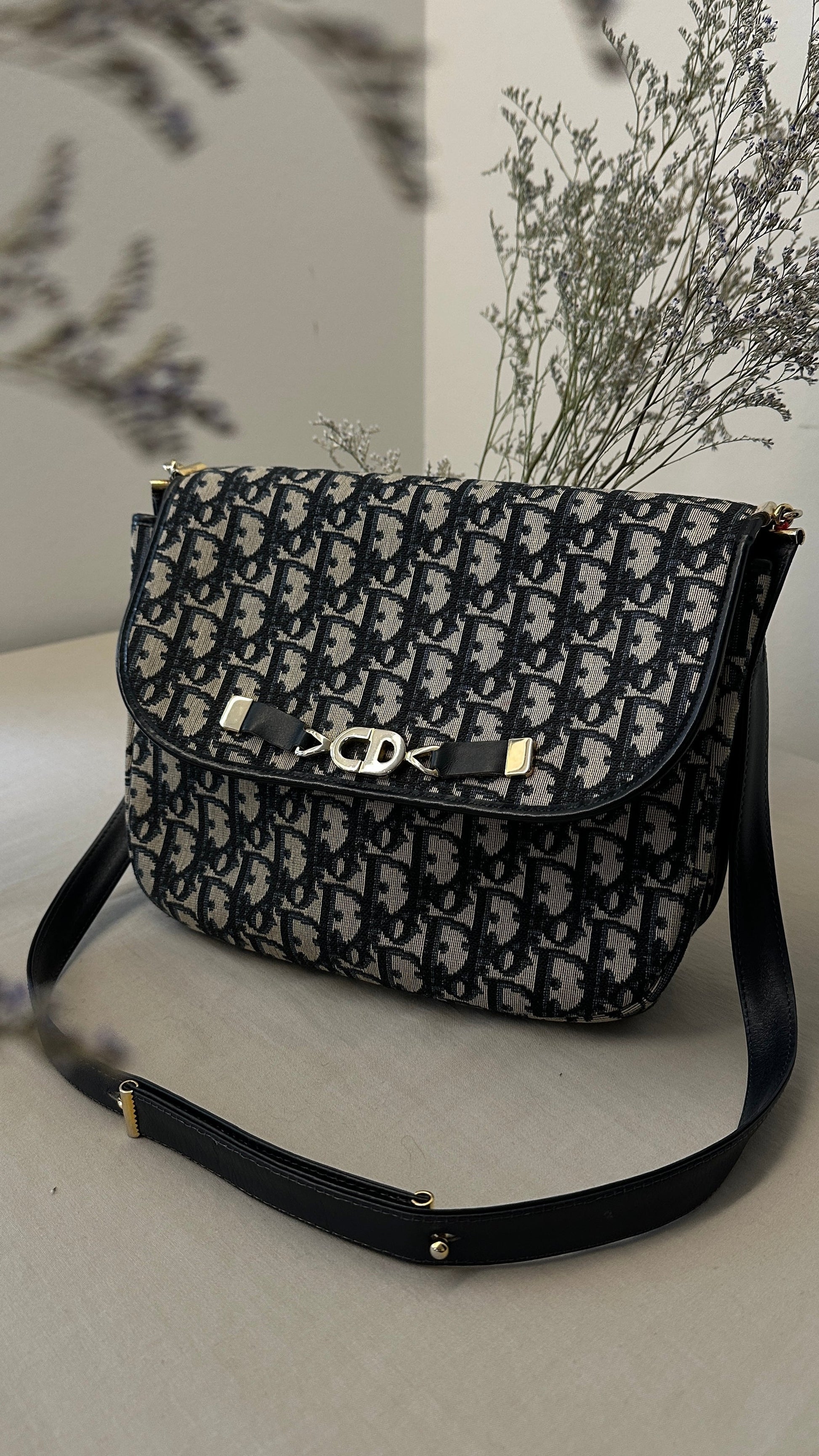 Dior Oblique Handbag - Rovelle Bags