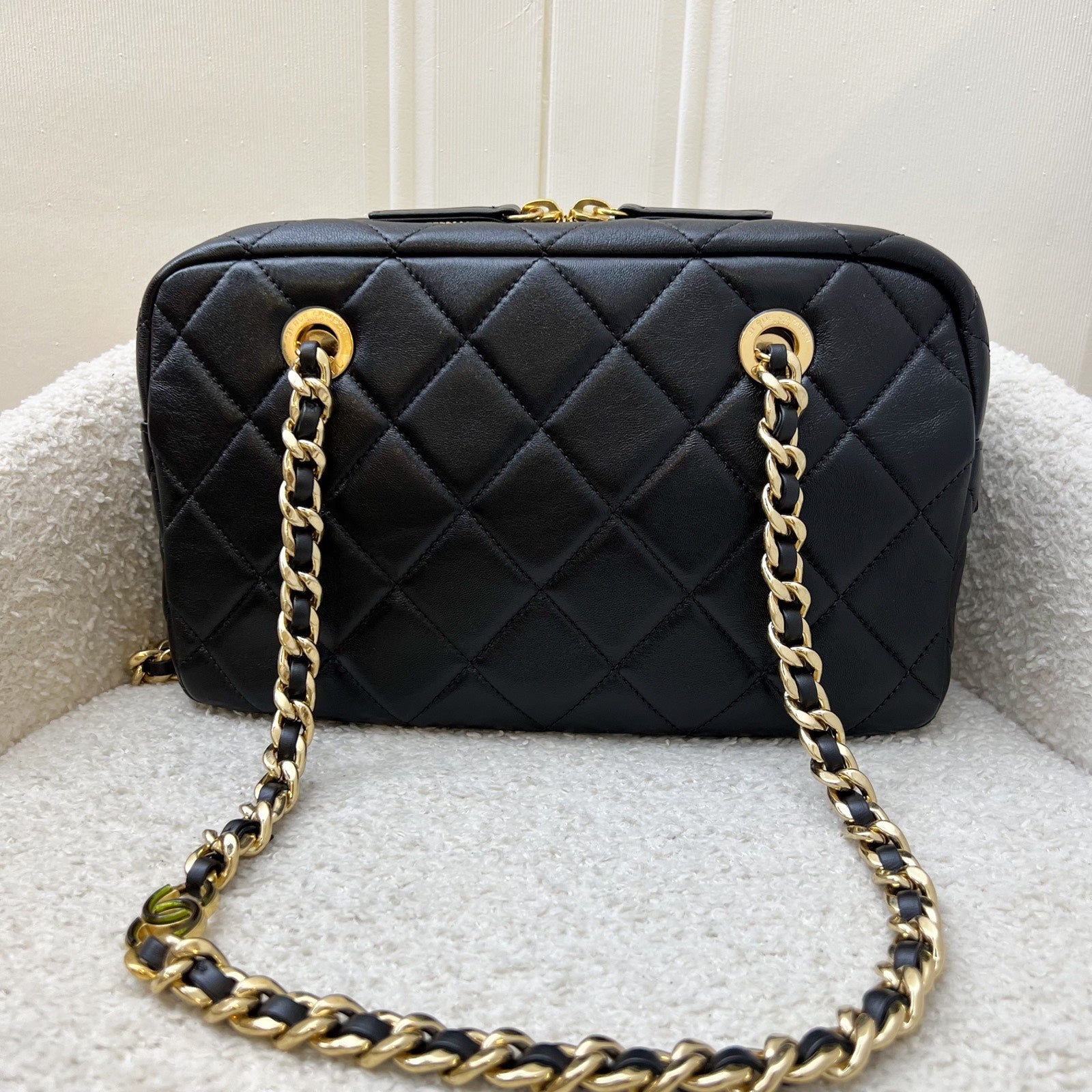 Chanel 24P Camera Shoulder Shoulder Bag - Rovelle Bags
