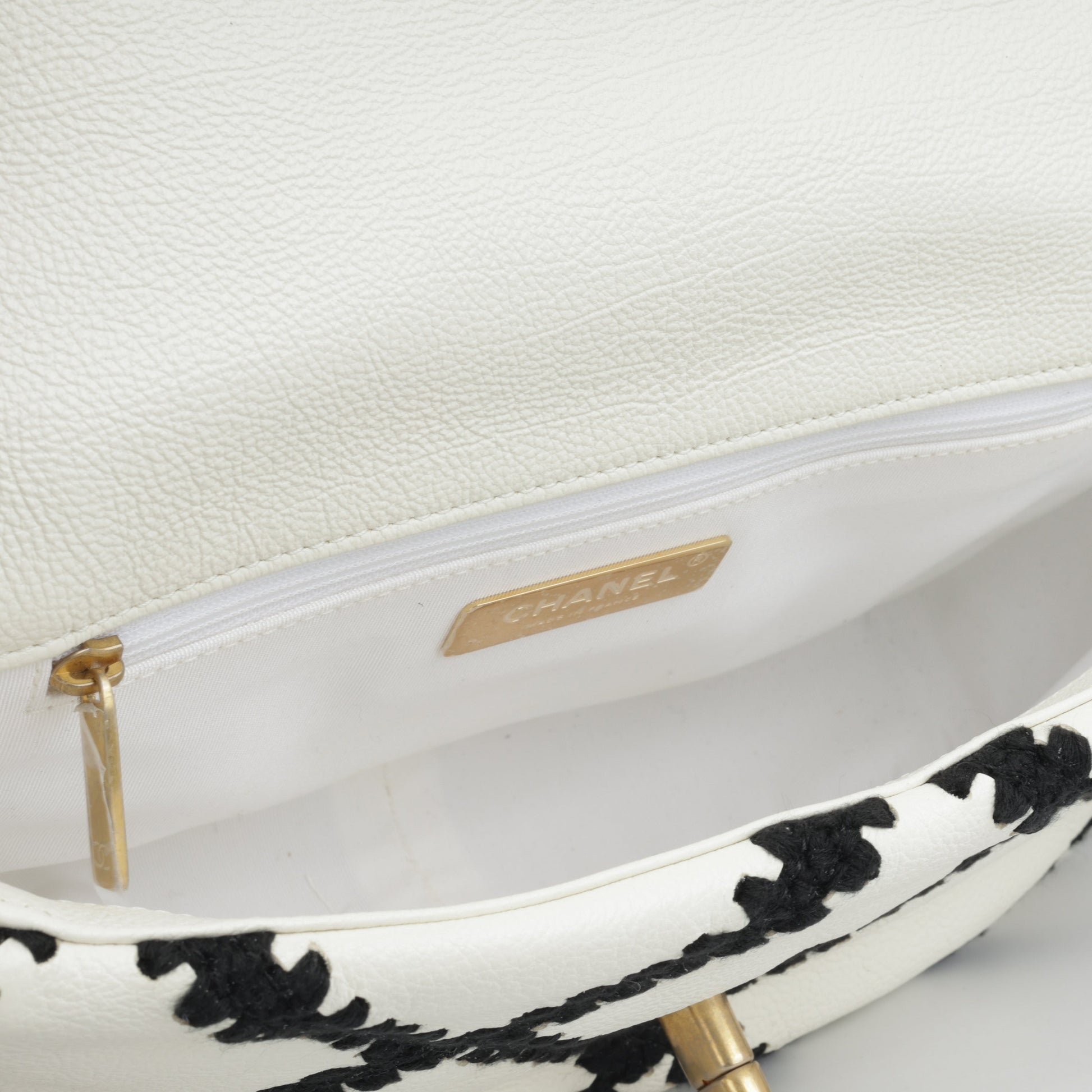 Chanel Chanel 19 Shoulder Bag - Rovelle Bags