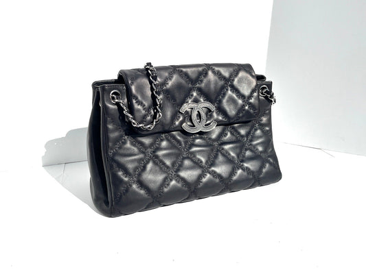 Chanel Double Stitch Hamptons Black Quilted Tote Bag - Rovelle Bags