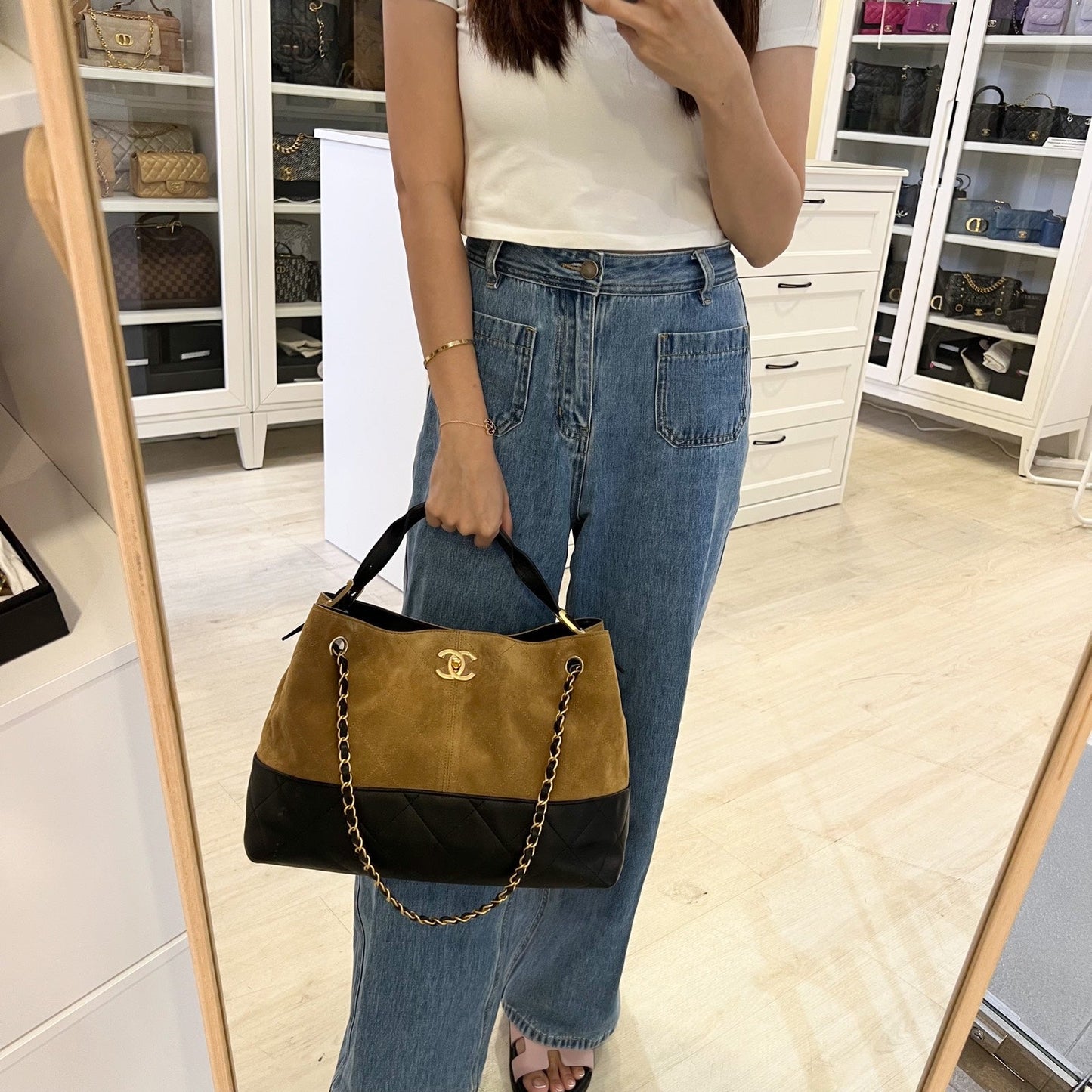 Chanel 25A Two-Tone Tote Tote Bag - Rovelle Bags