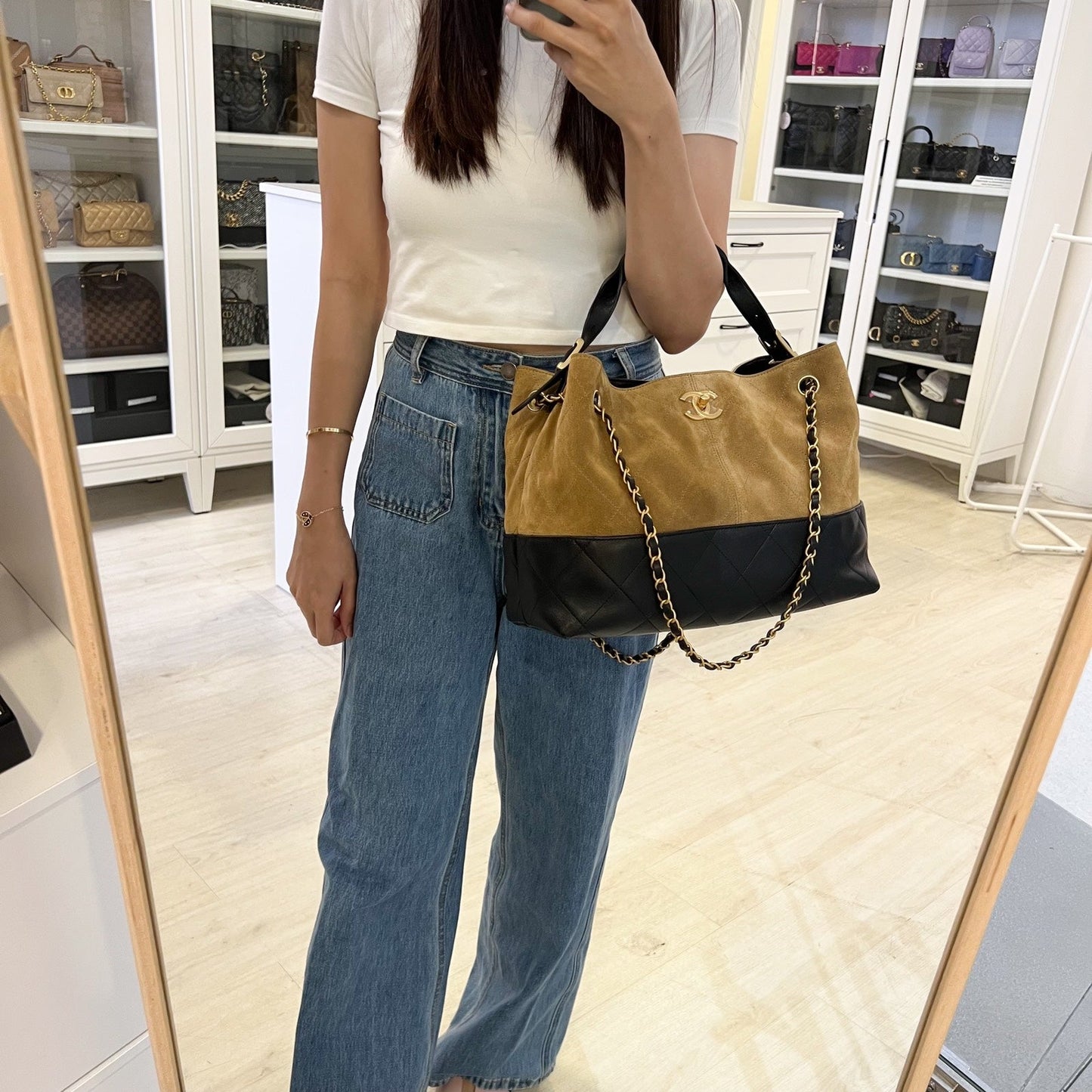 Chanel 25A Two-Tone Tote Tote Bag - Rovelle Bags