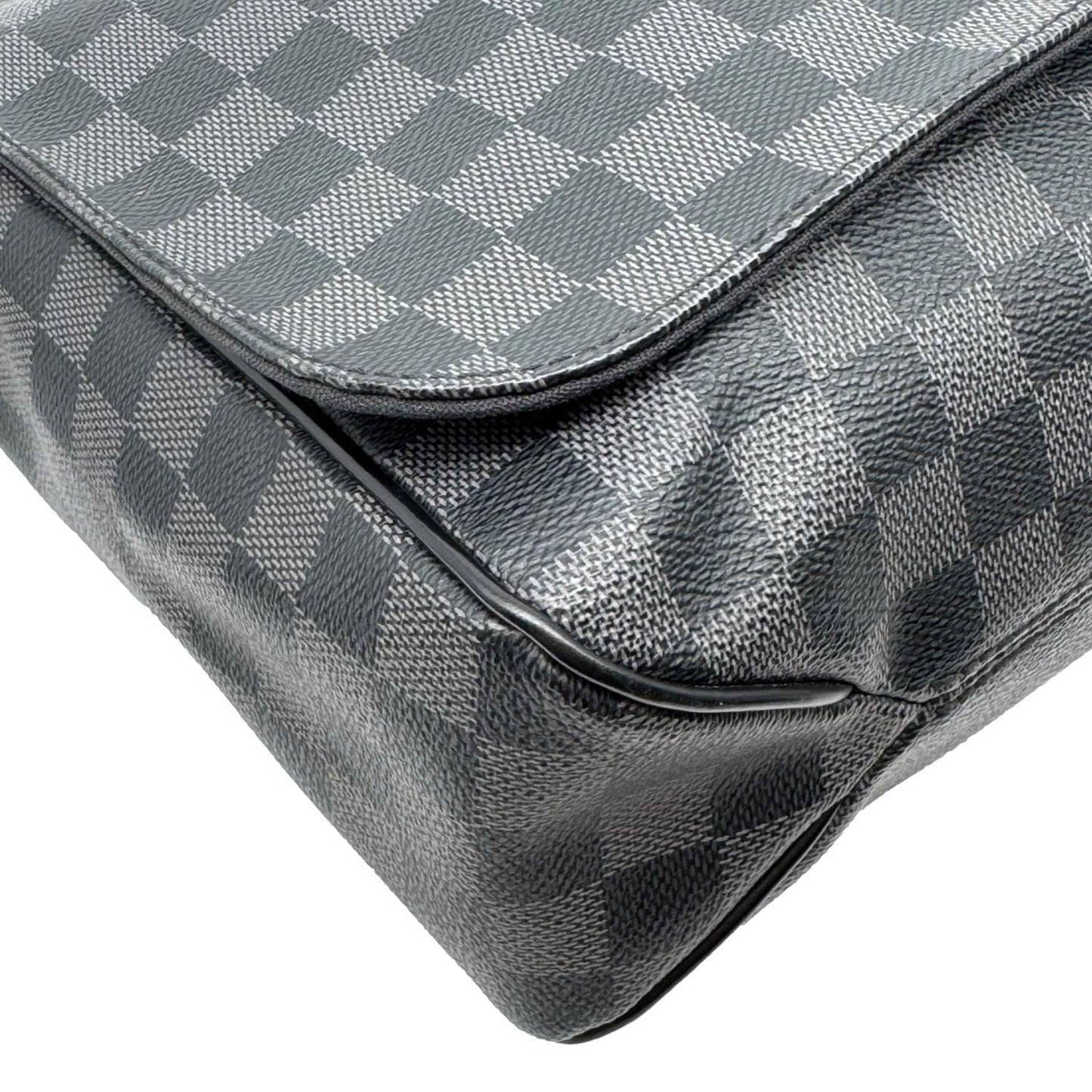 LOUIS VUITTON District MM Monogram Eclipse Messenger Bag Black