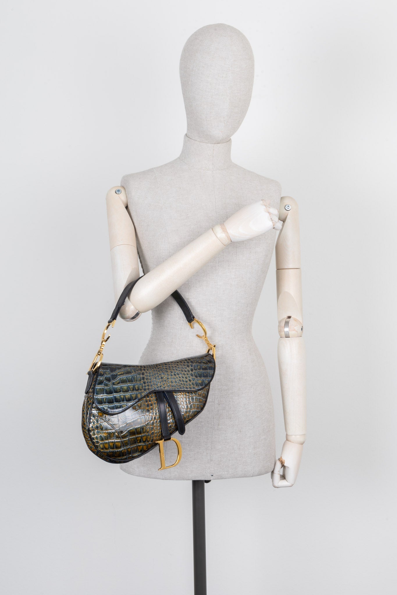 Dior Saddle Crossbody - Rovelle Bags