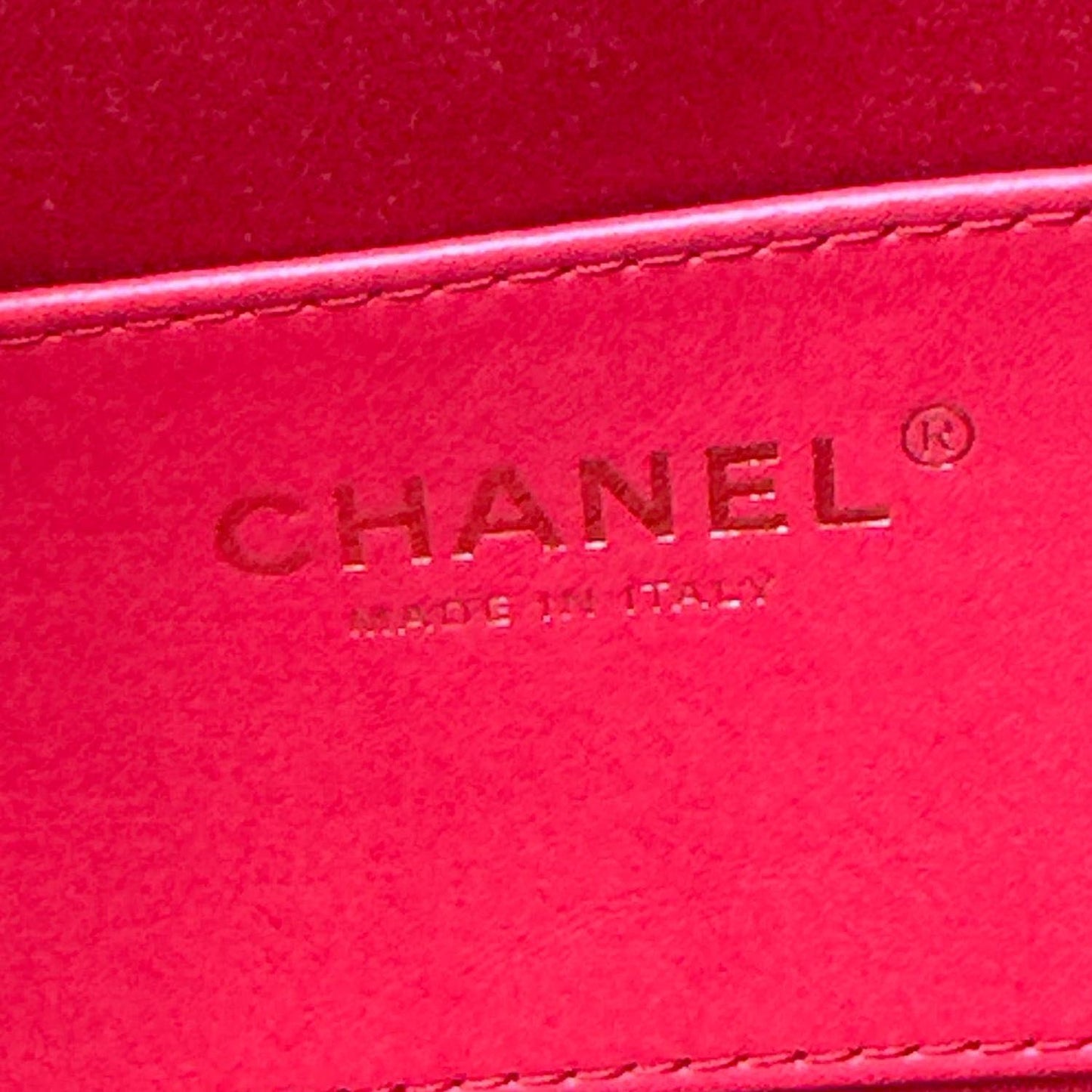 CHANEL 25 Mini Quilted Caviar Leather Hobo Bag Red
