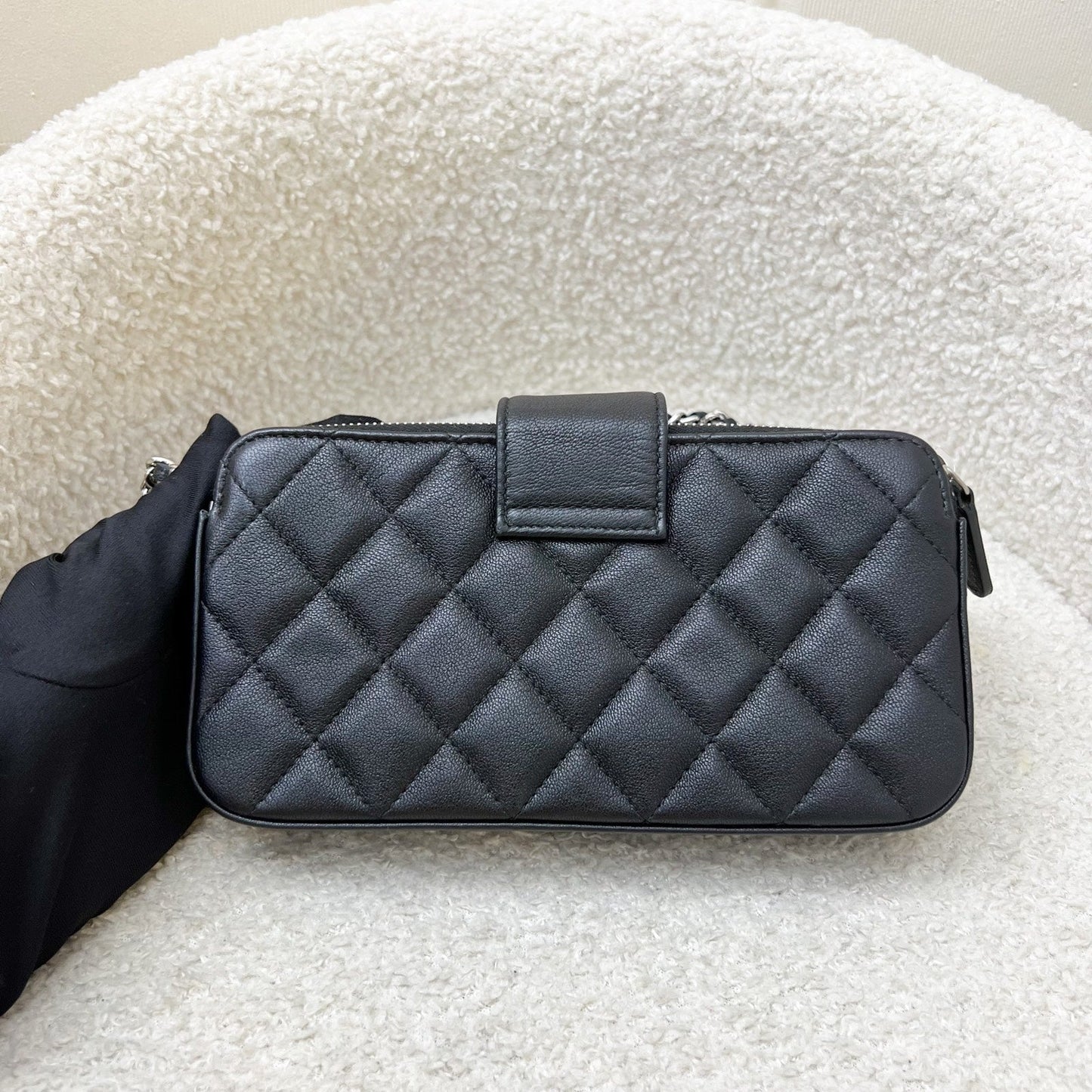 Chanel Seasonal Clutch with Chain in Clutch Bag - Rovelle Bags