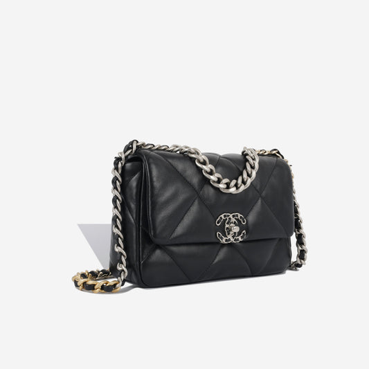 Chanel Chanel 19 Shoulder Bag - Rovelle Bags