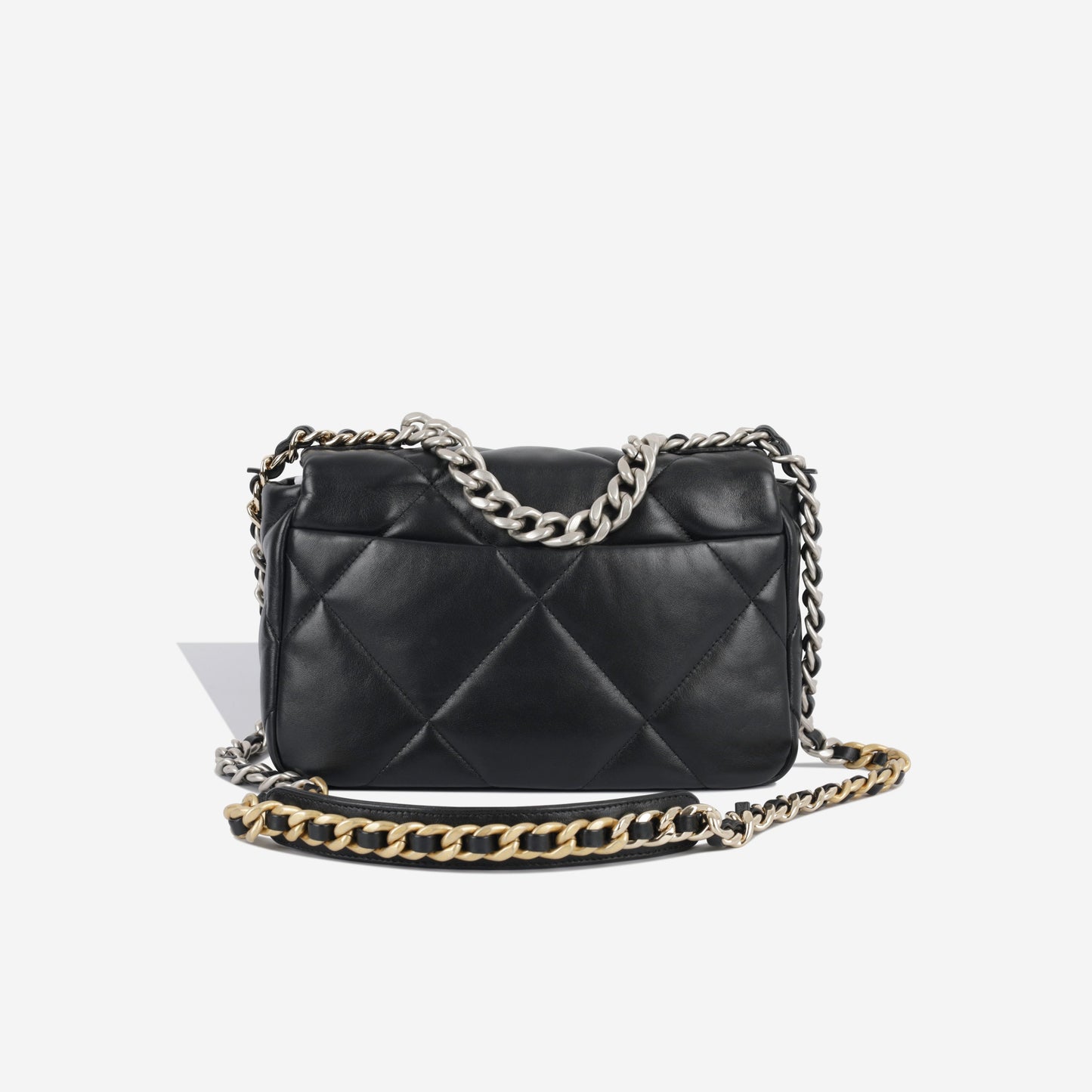 Chanel Chanel 19 Shoulder Bag - Rovelle Bags