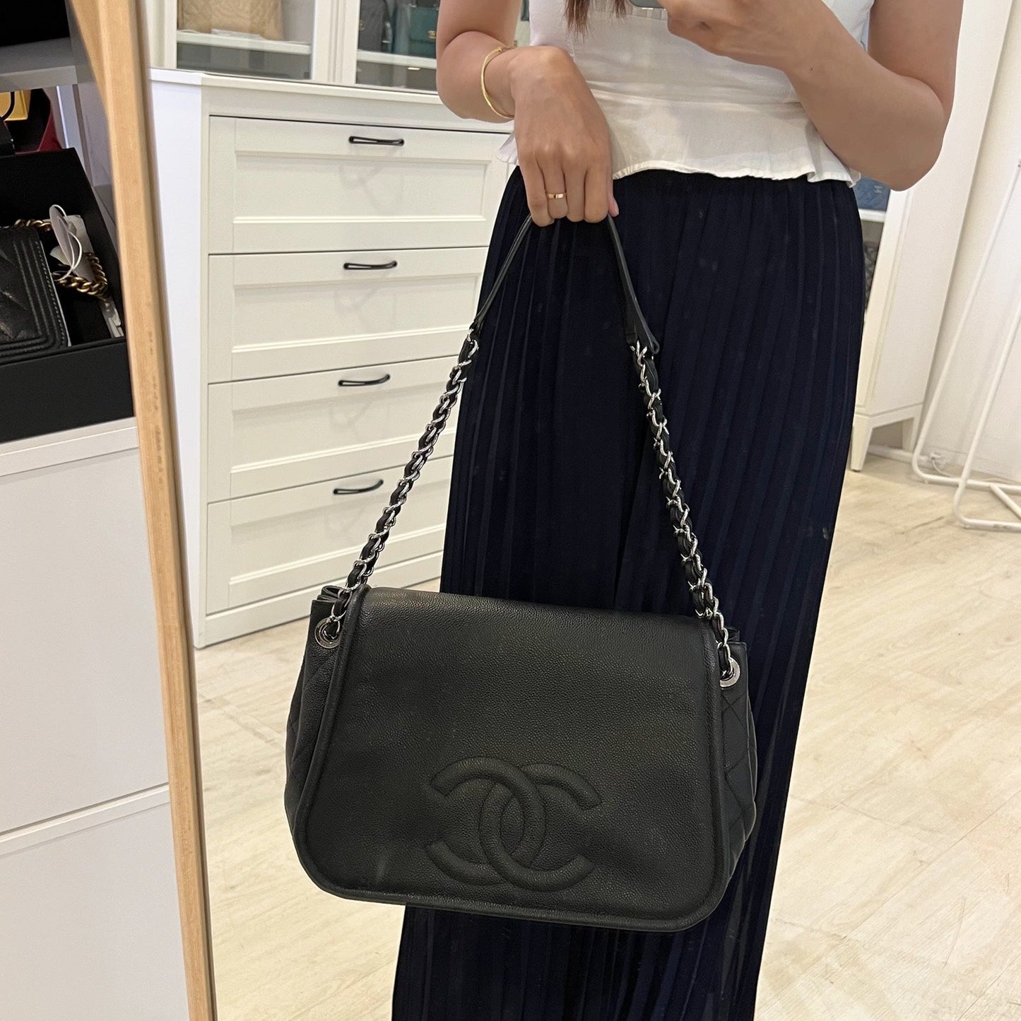 Chanel Maxi Accordion Shoulder Shoulder Bag - Rovelle Bags