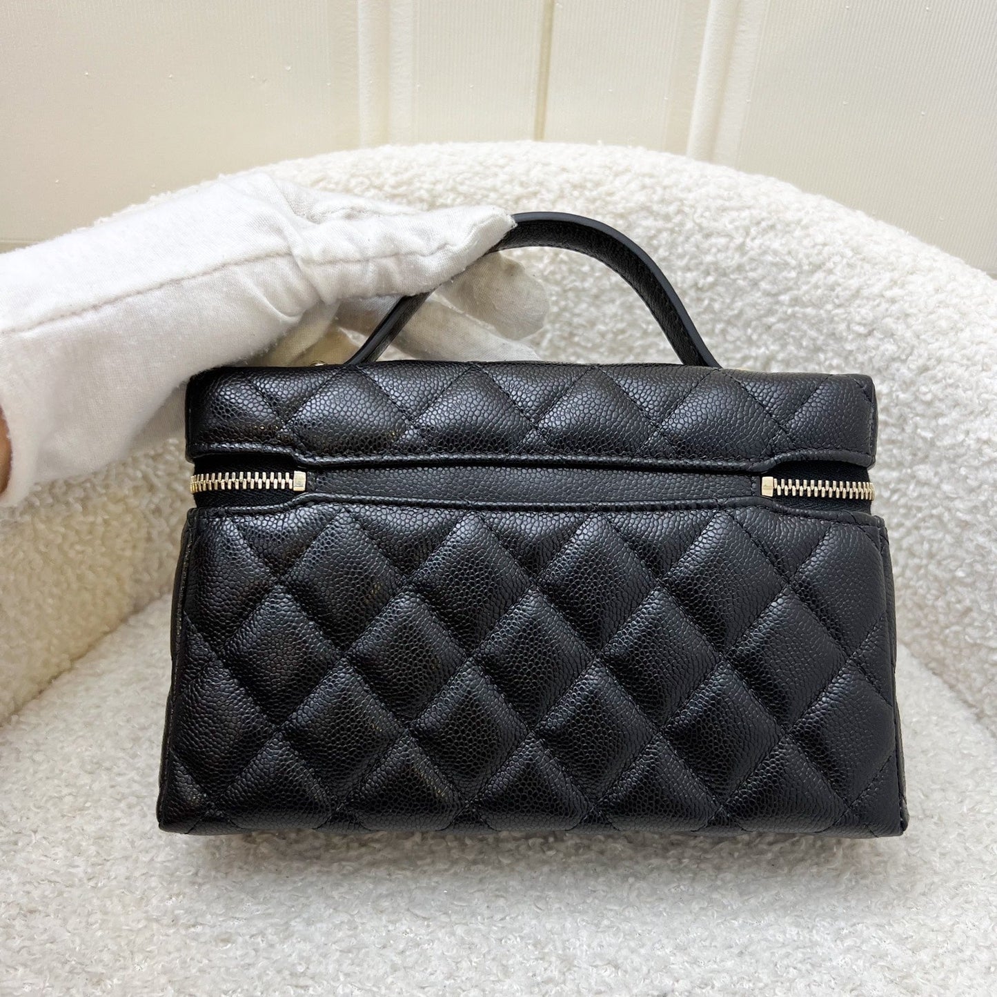 Chanel 25C Vanity / Clutch with Vanity Bag - Rovelle Bags