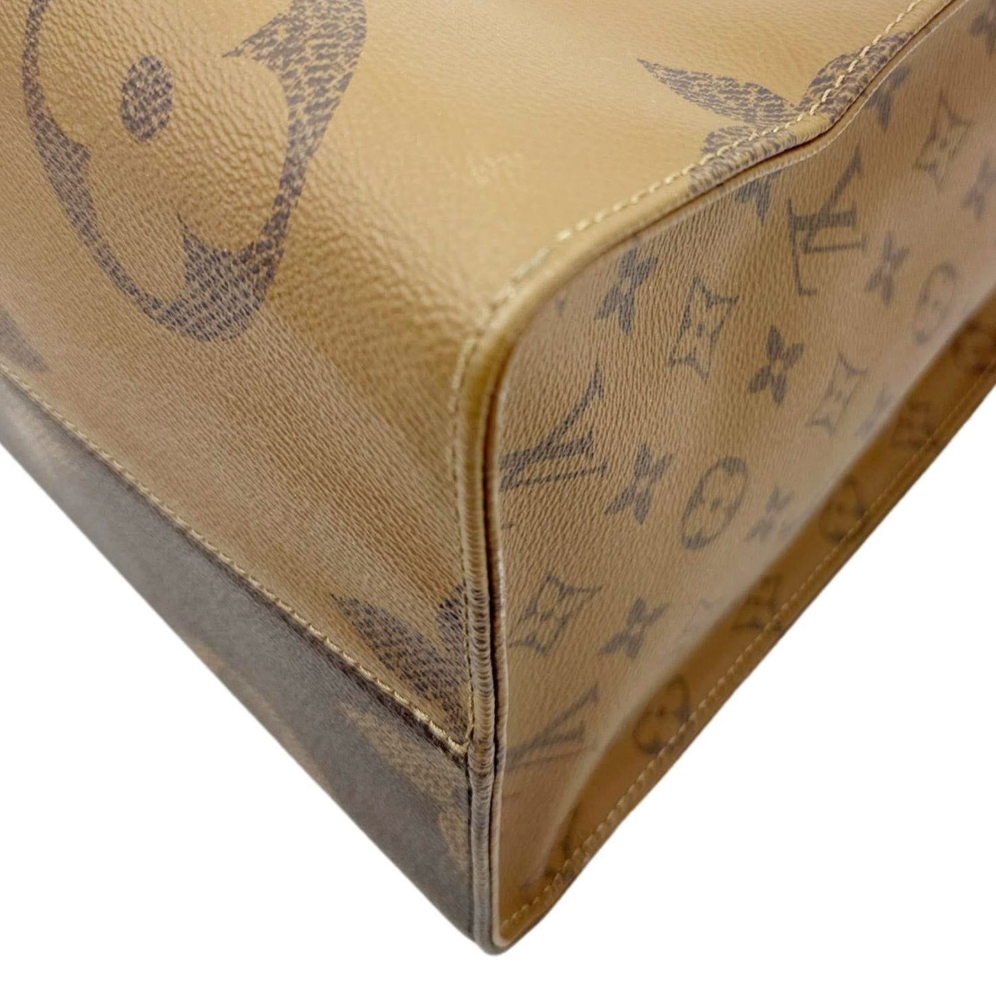 LOUIS VUITTON Onthego GM Giant Monogram Reverse Canvas Tote Bag Brown