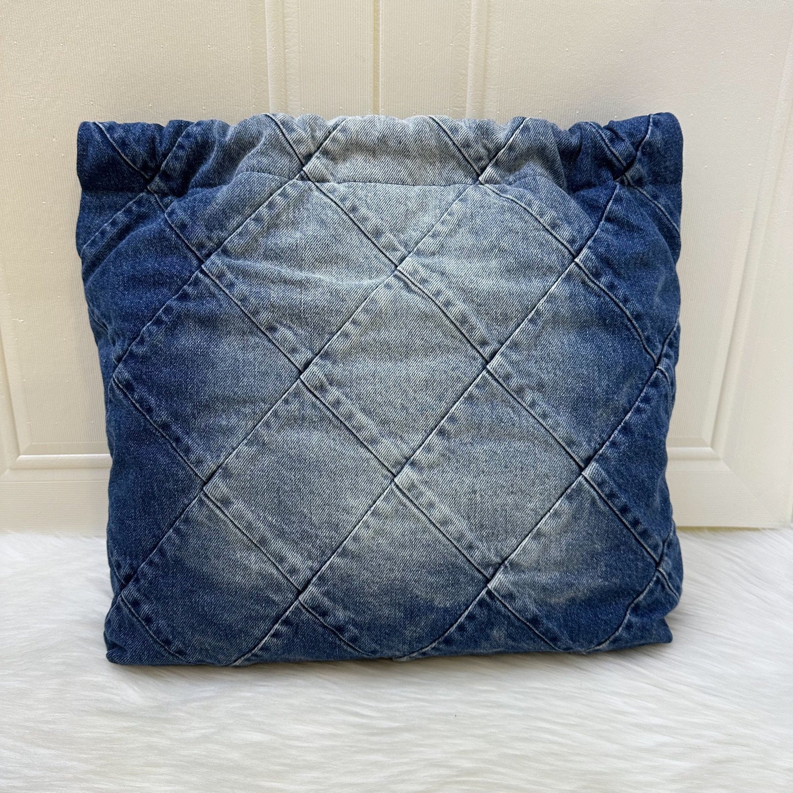 Chanel 22 Medium Hobo Hobo Bag - Rovelle Bags