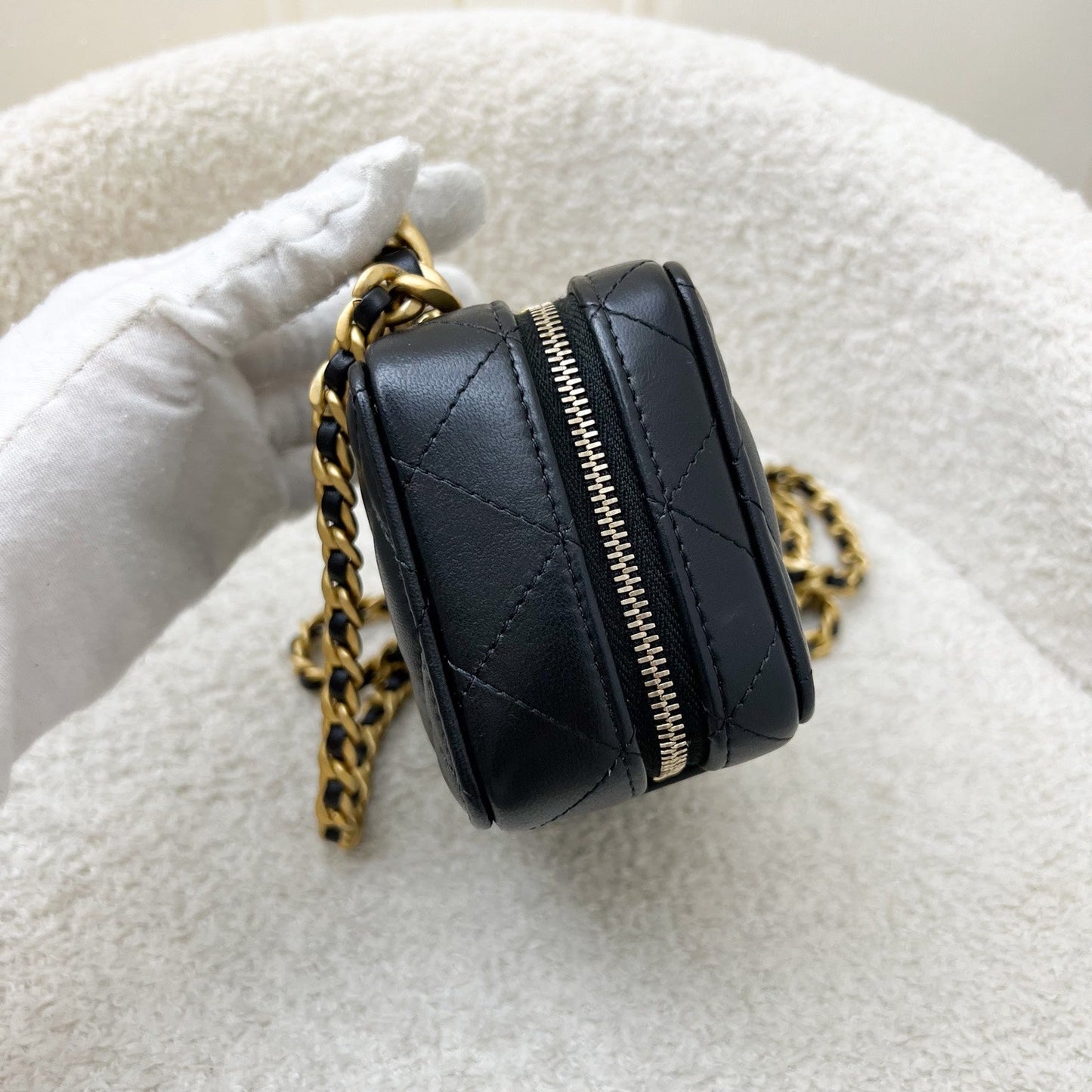 Chanel 22A Afternoon Tea Vanity / Vanity Bag - Rovelle Bags