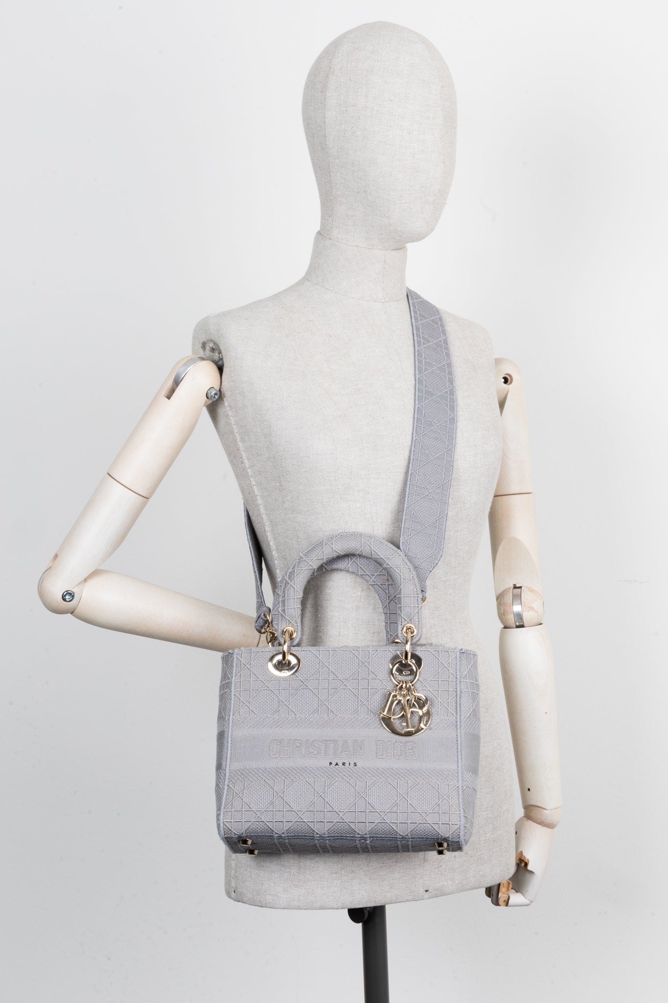 Dior D-Lite Tote - Rovelle Bags
