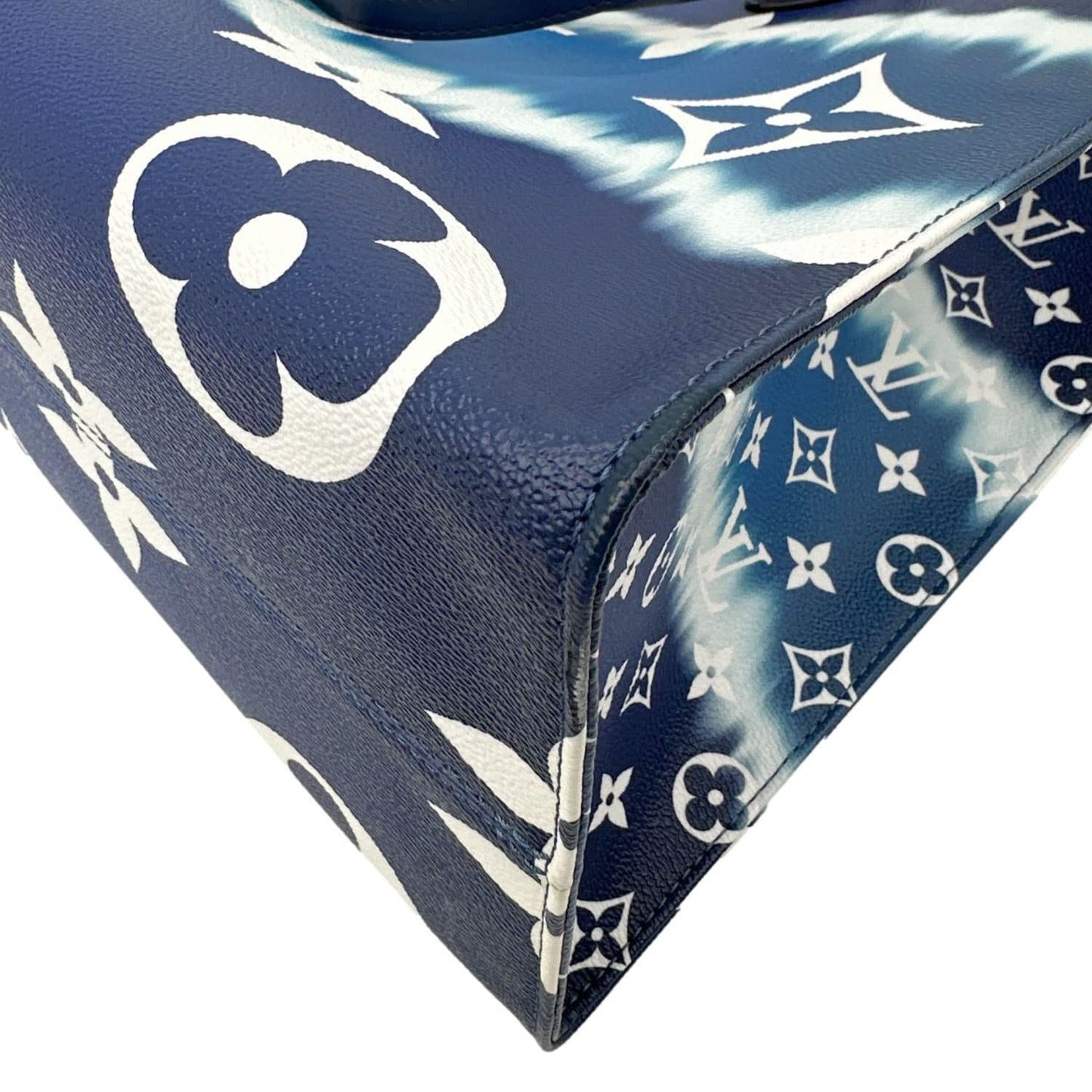 LOUIS VUITTON Onthego GM Monogram Escale Canvas Shoulder Bag Blue