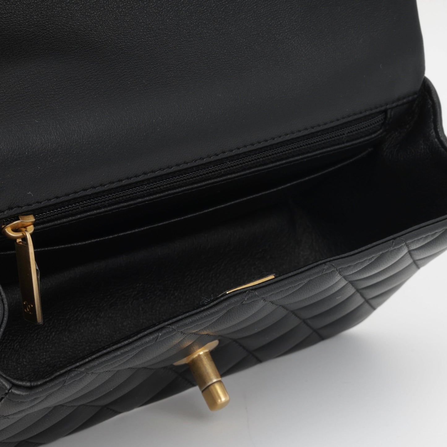 Chanel Classic Flap Handbag - Rovelle Bags