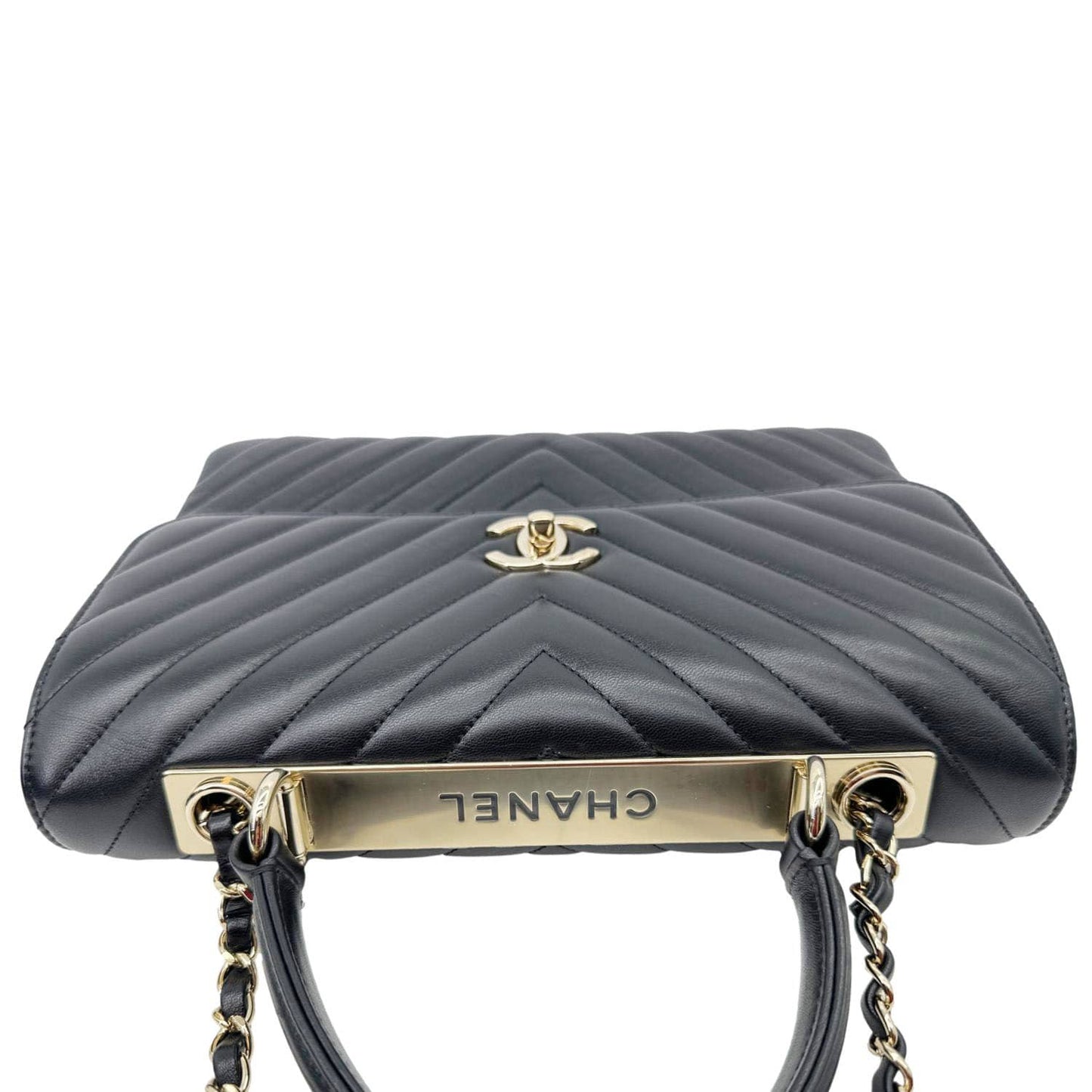 CHANEL Trendy CC Medium Chevron Leather Top Handle Shoulder Bag Black